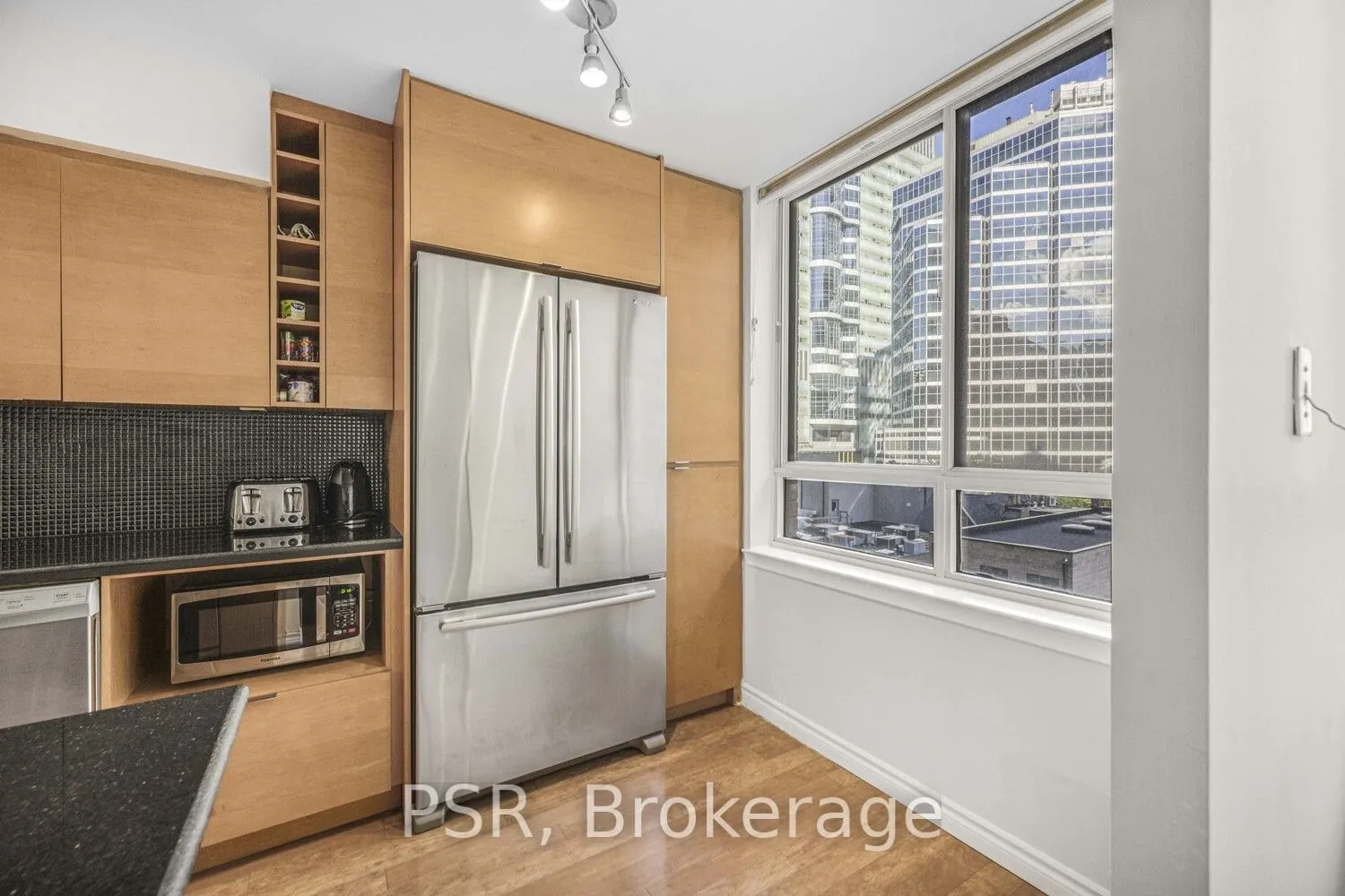 633 Bay Street, #603