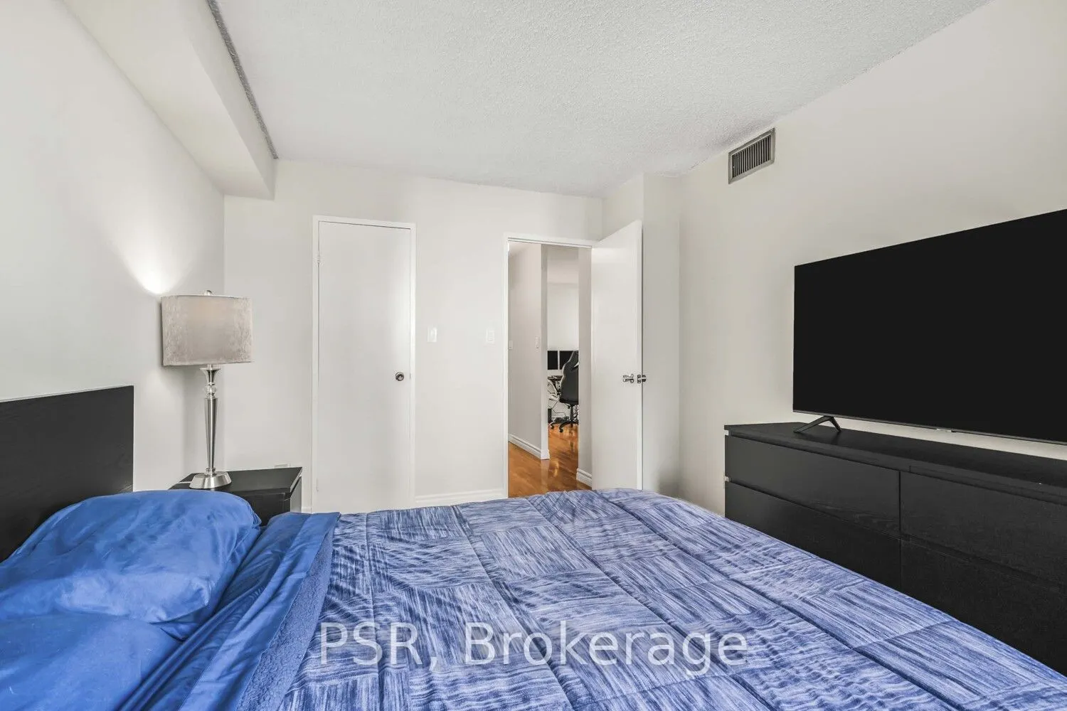 633 Bay Street, #603