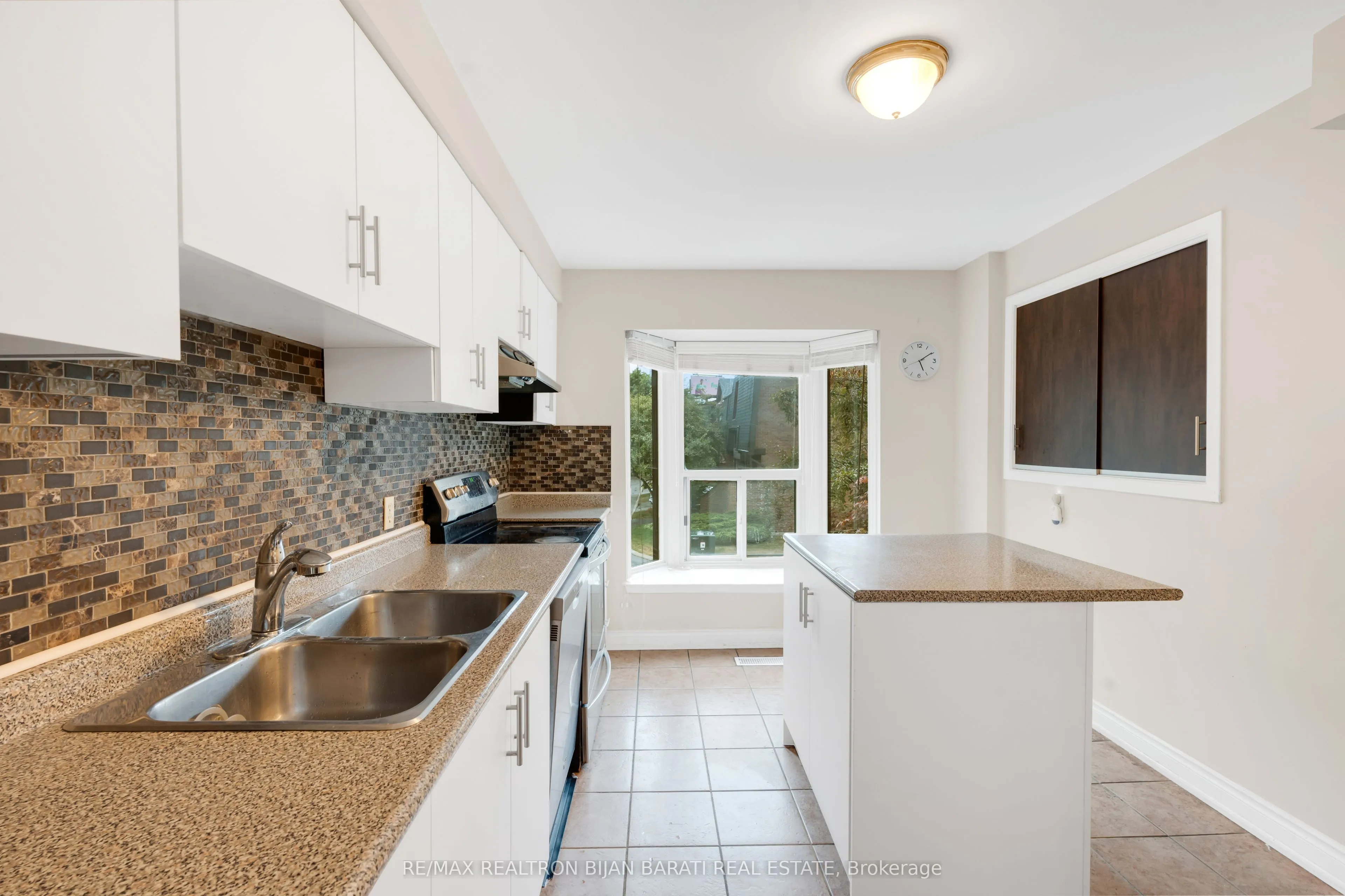 105 Gypsy Roseway, #3