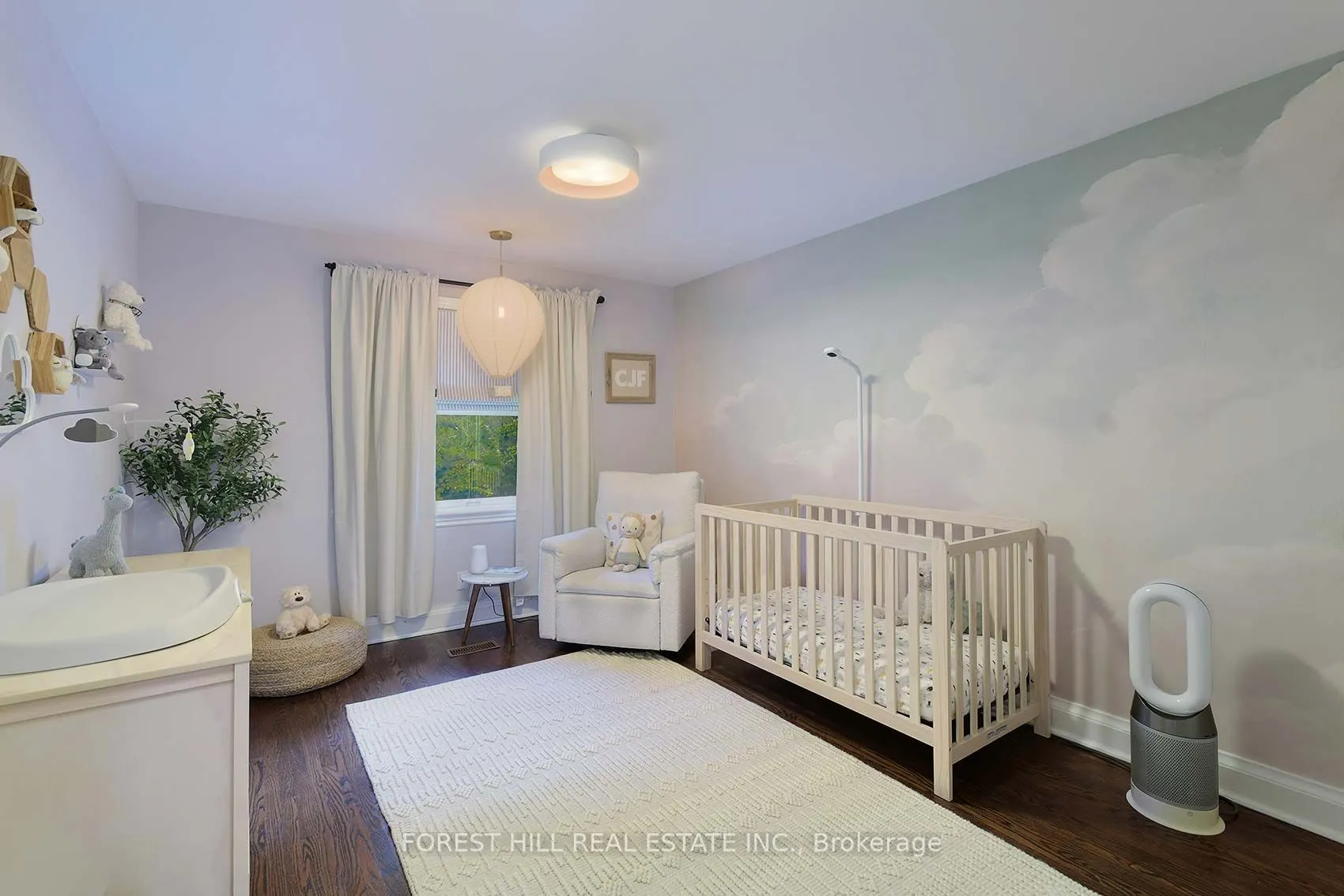 9 PEVERIL Hill S