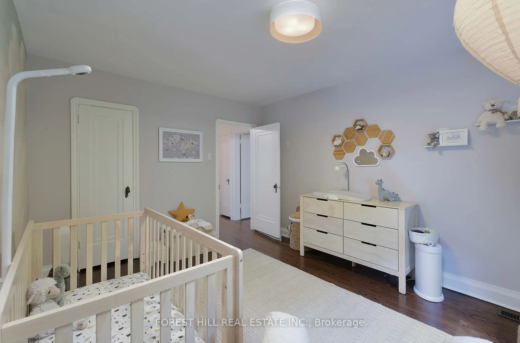9 PEVERIL Hill S