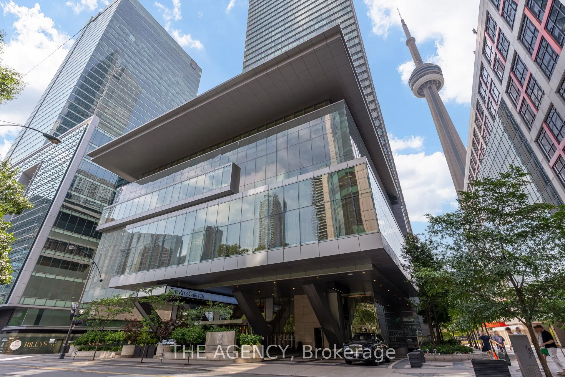183 Wellington Street W, #2901