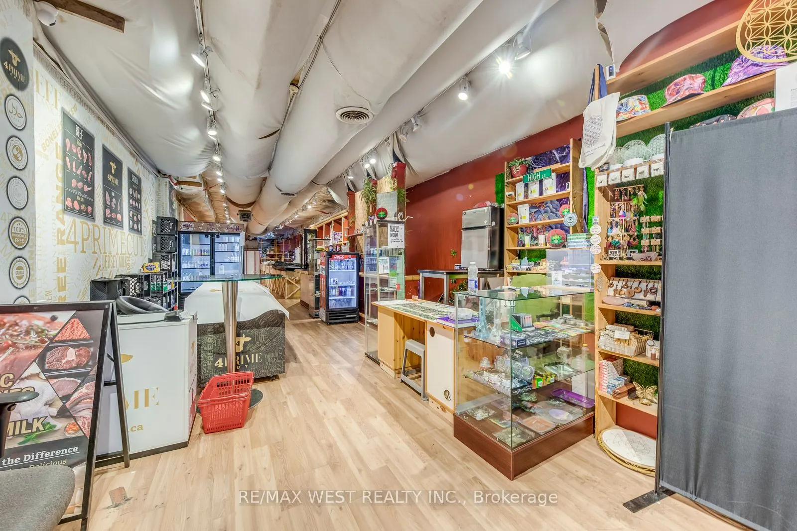 758 Bathurst Street
