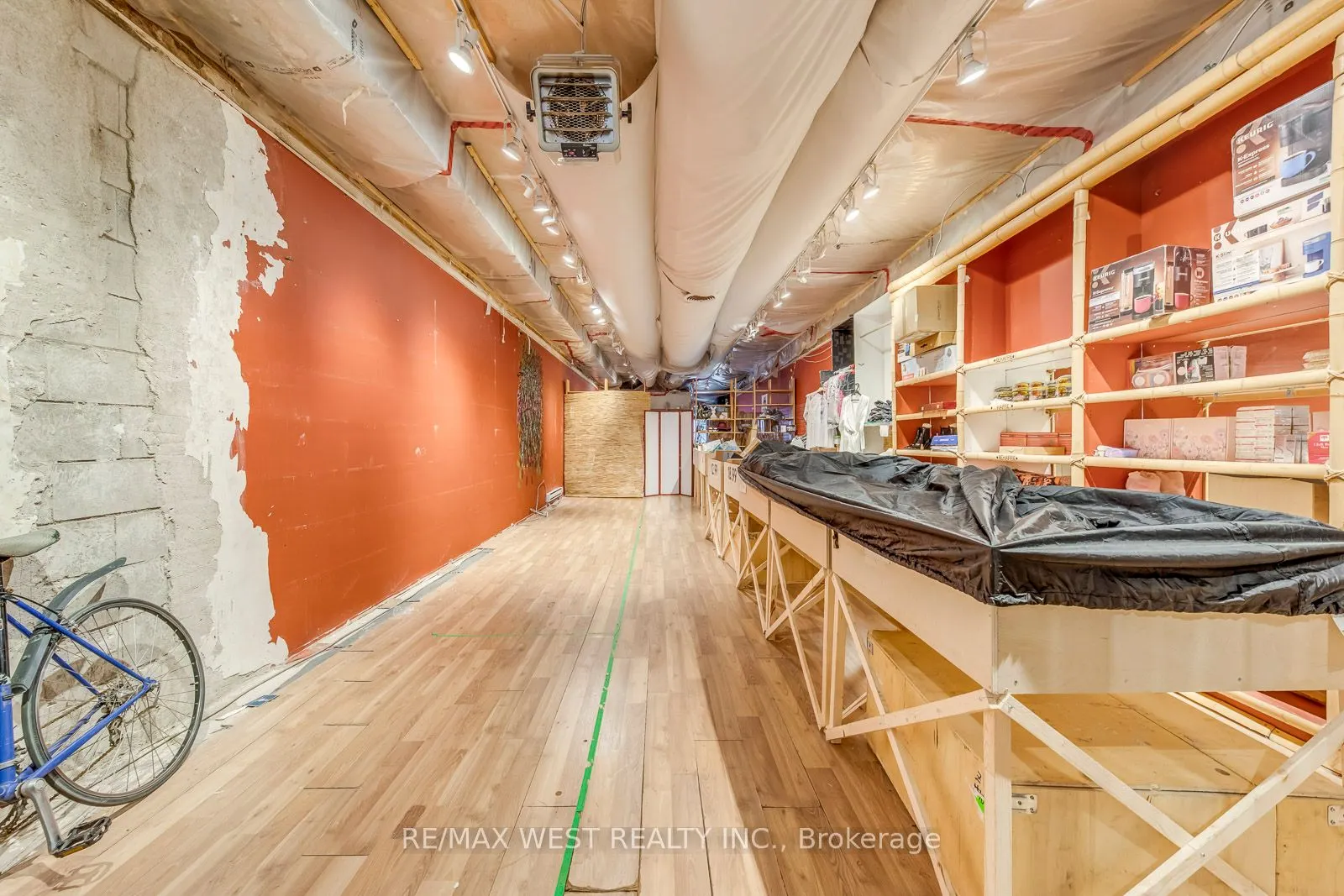 758 Bathurst Street