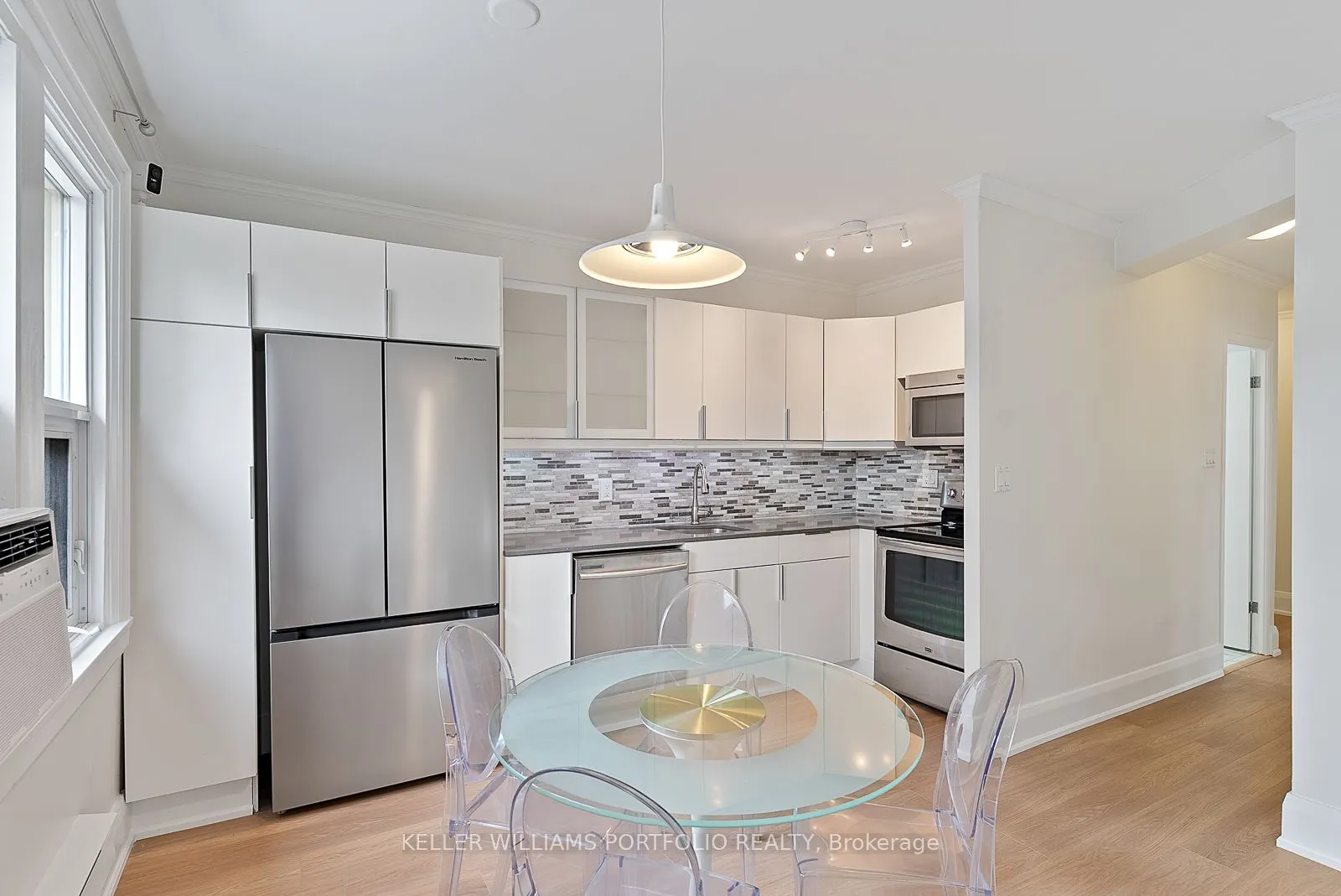114 Vaughan Road, #402