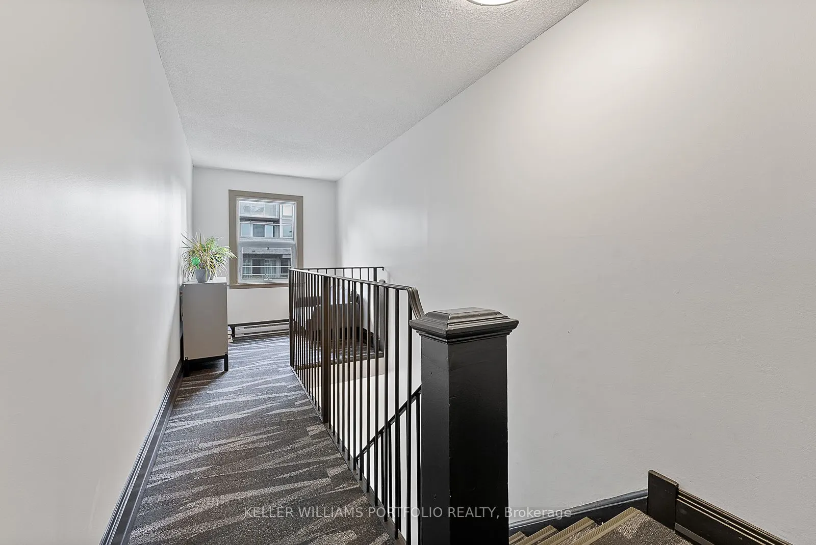 114 Vaughan Road, #402