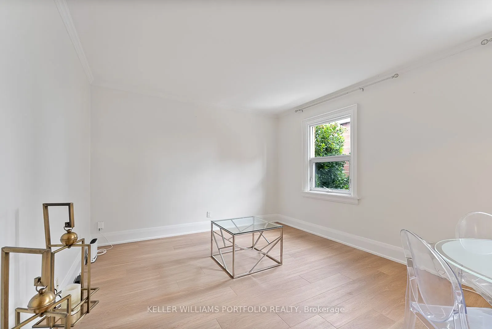114 Vaughan Road, #402