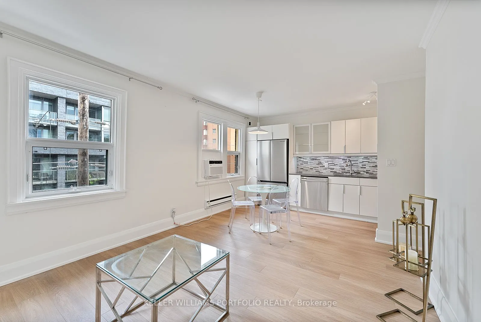114 Vaughan Road, #402