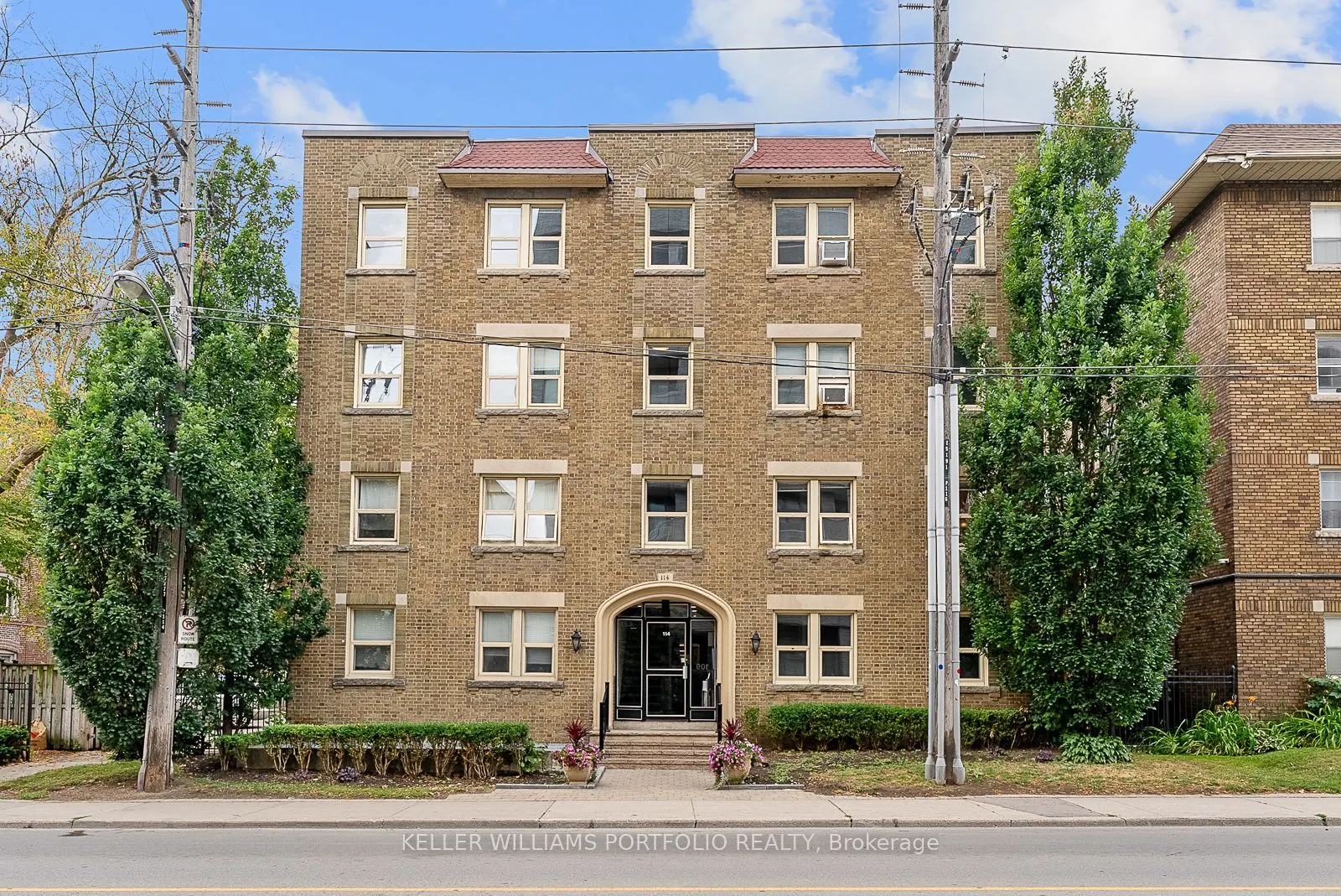 114 Vaughan Road, #402