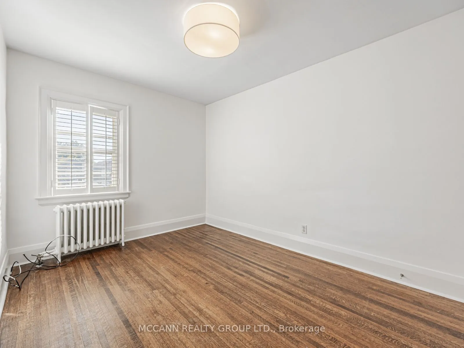 105 Ronan Avenue