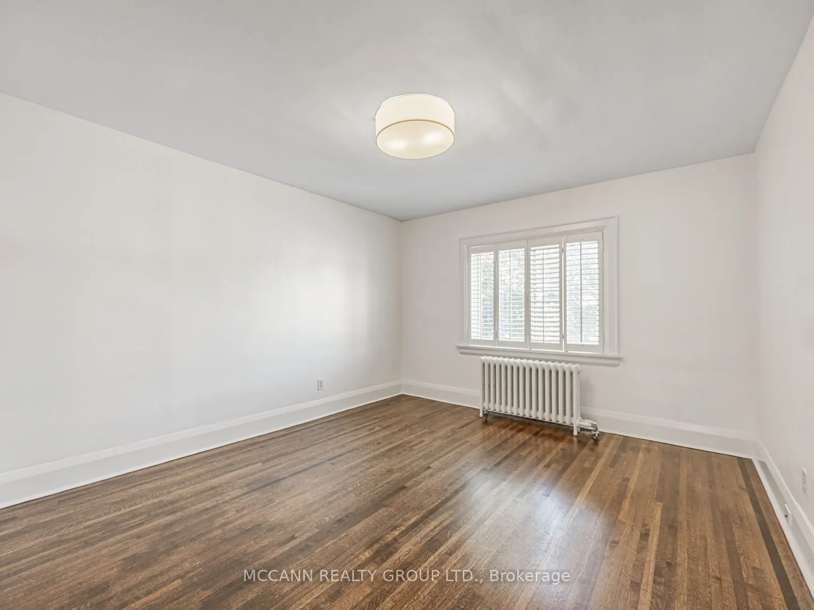 105 Ronan Avenue