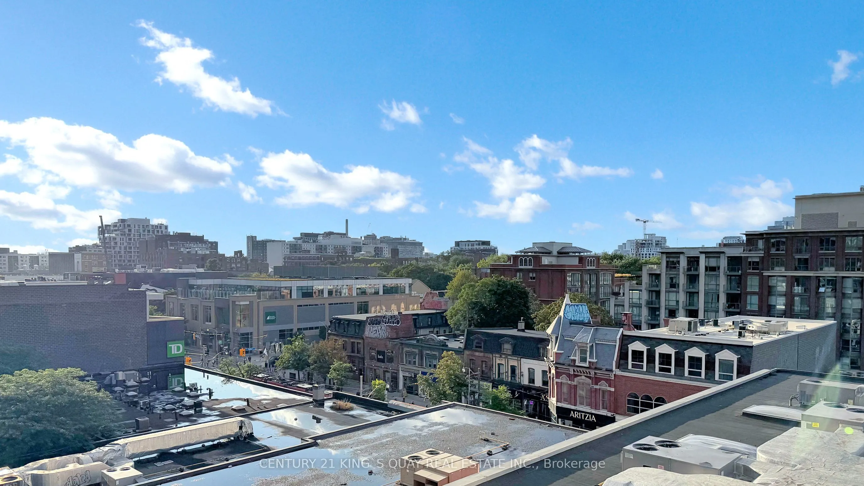 318 Richmond Street W, #606