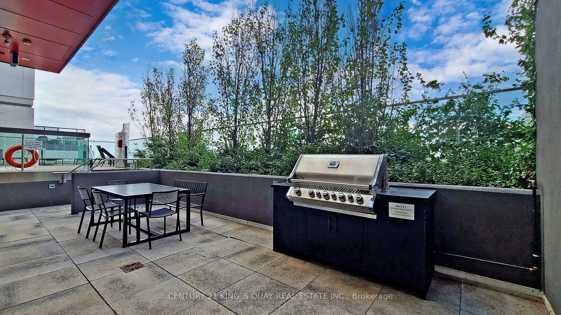 318 Richmond Street W, #606