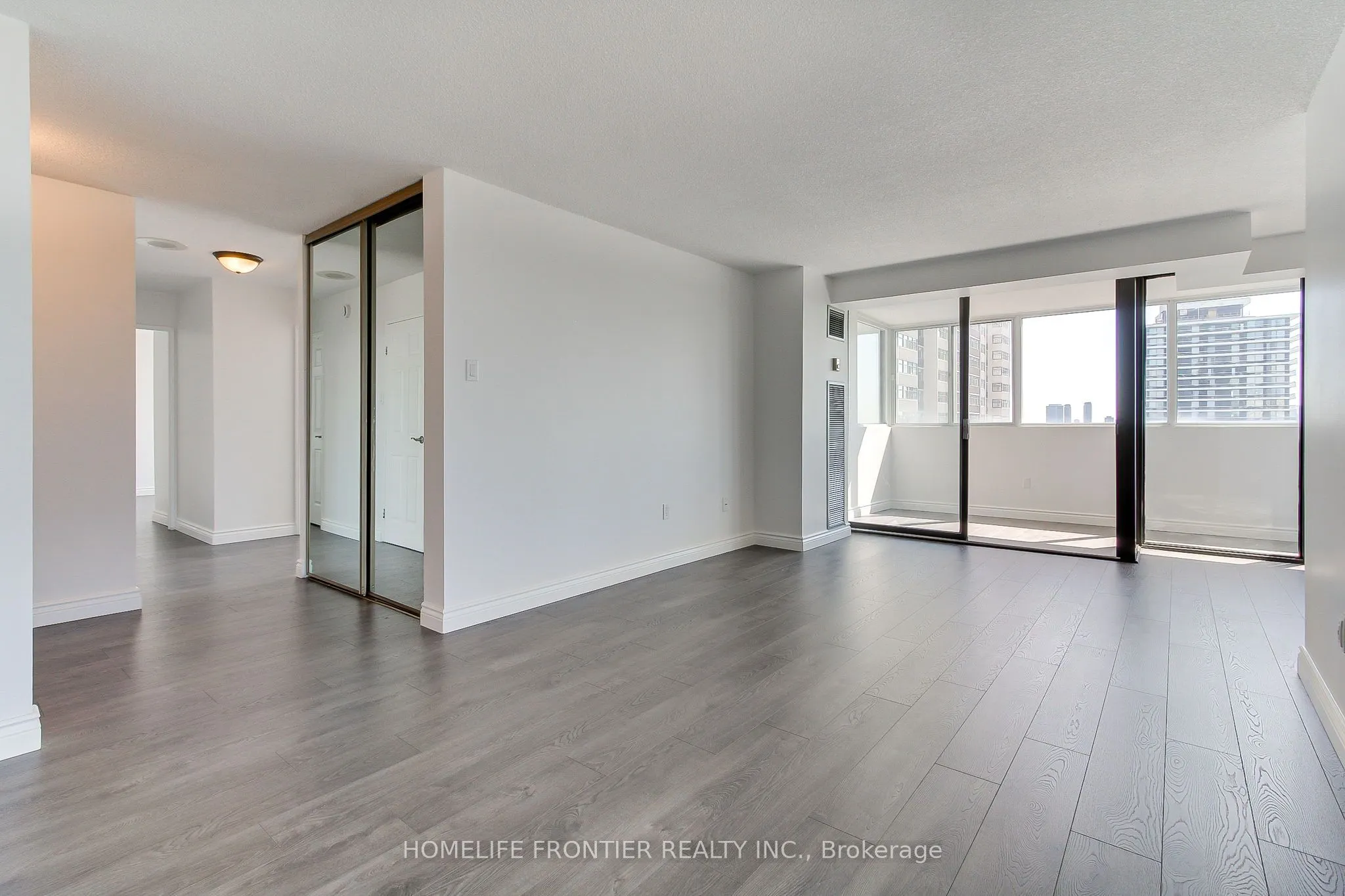80 Antibes Drive, #1906