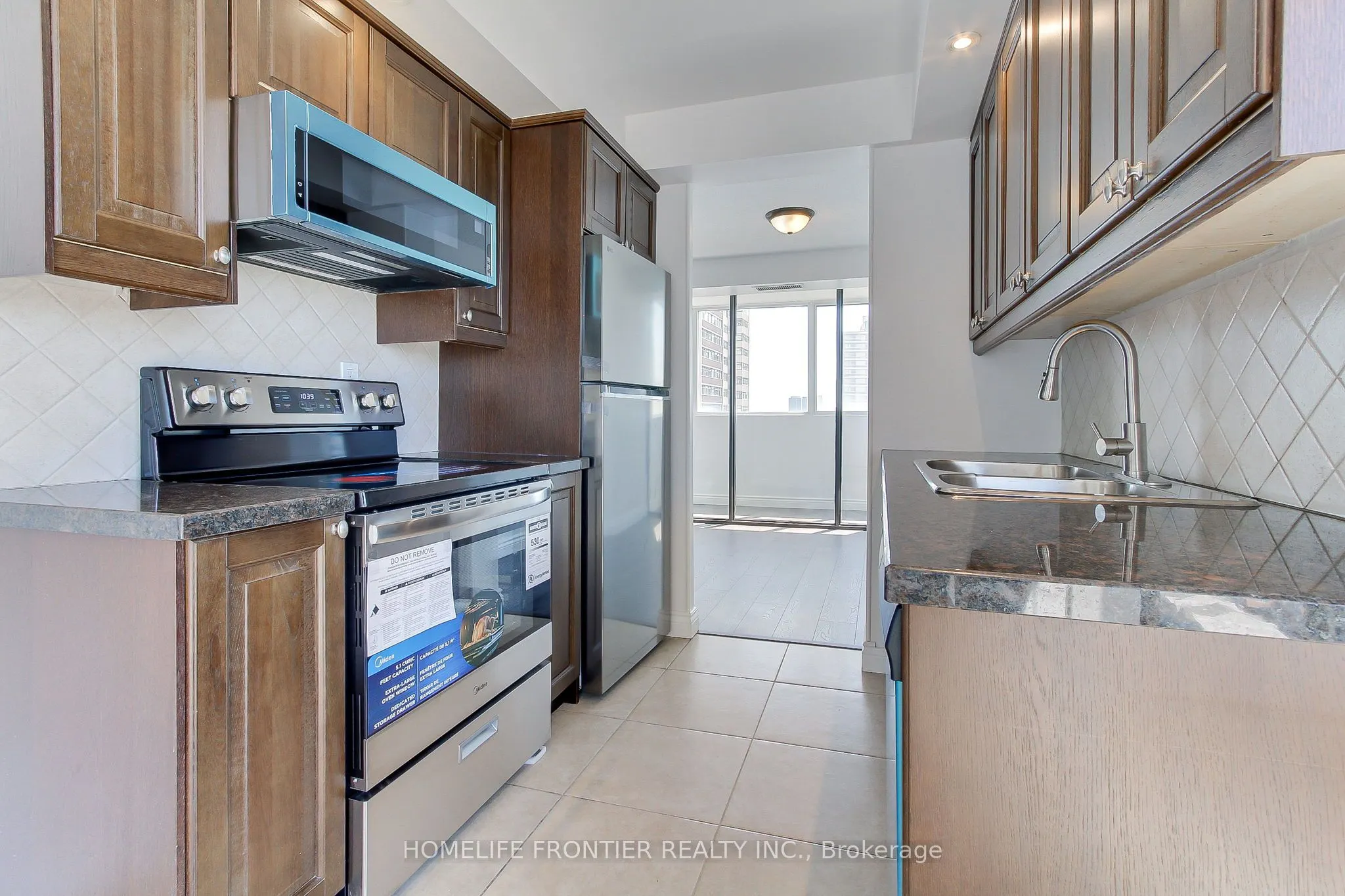 80 Antibes Drive, #1906