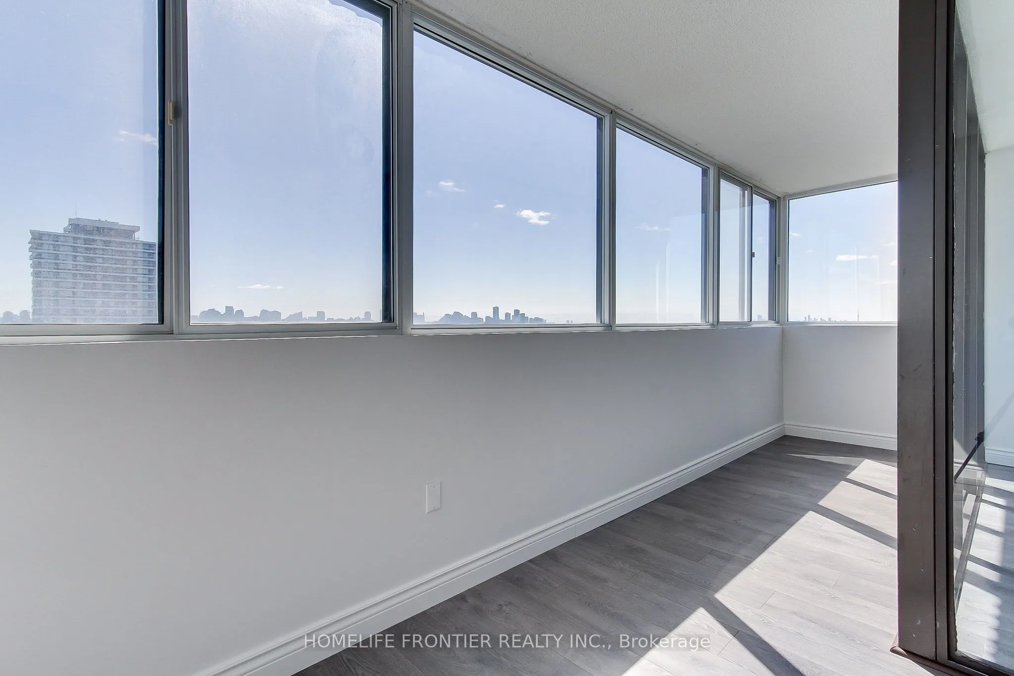 80 Antibes Drive, #1906