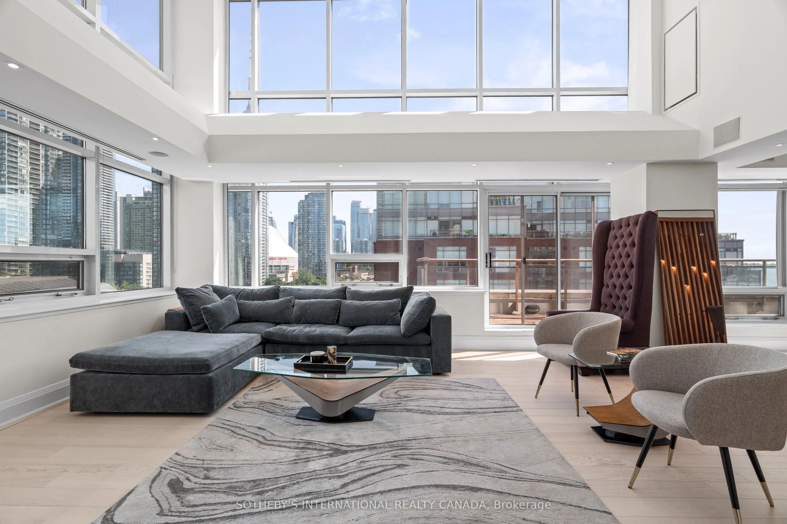 500 Queens Quay, #PH 1005W