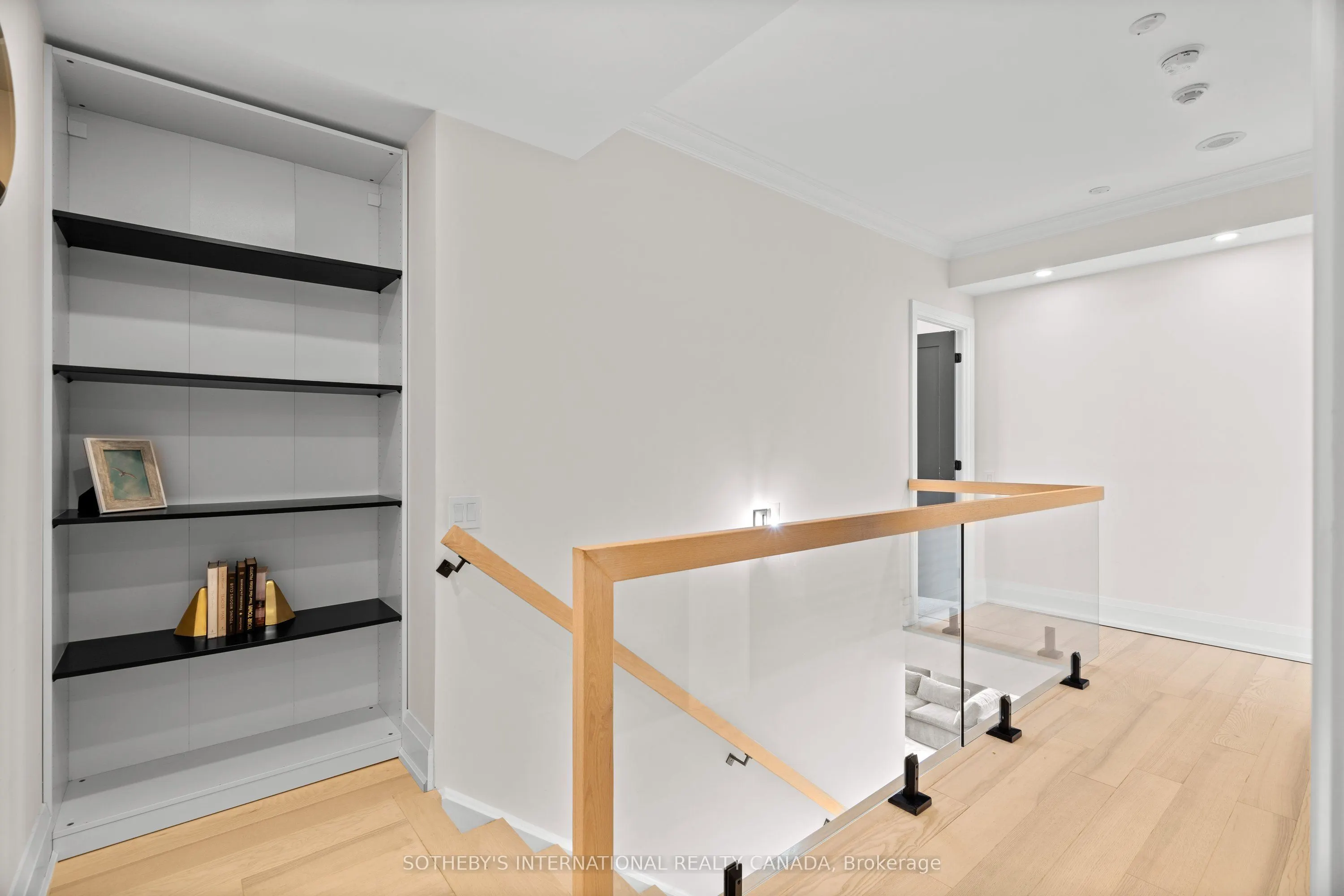 500 Queens Quay, #PH 1005W