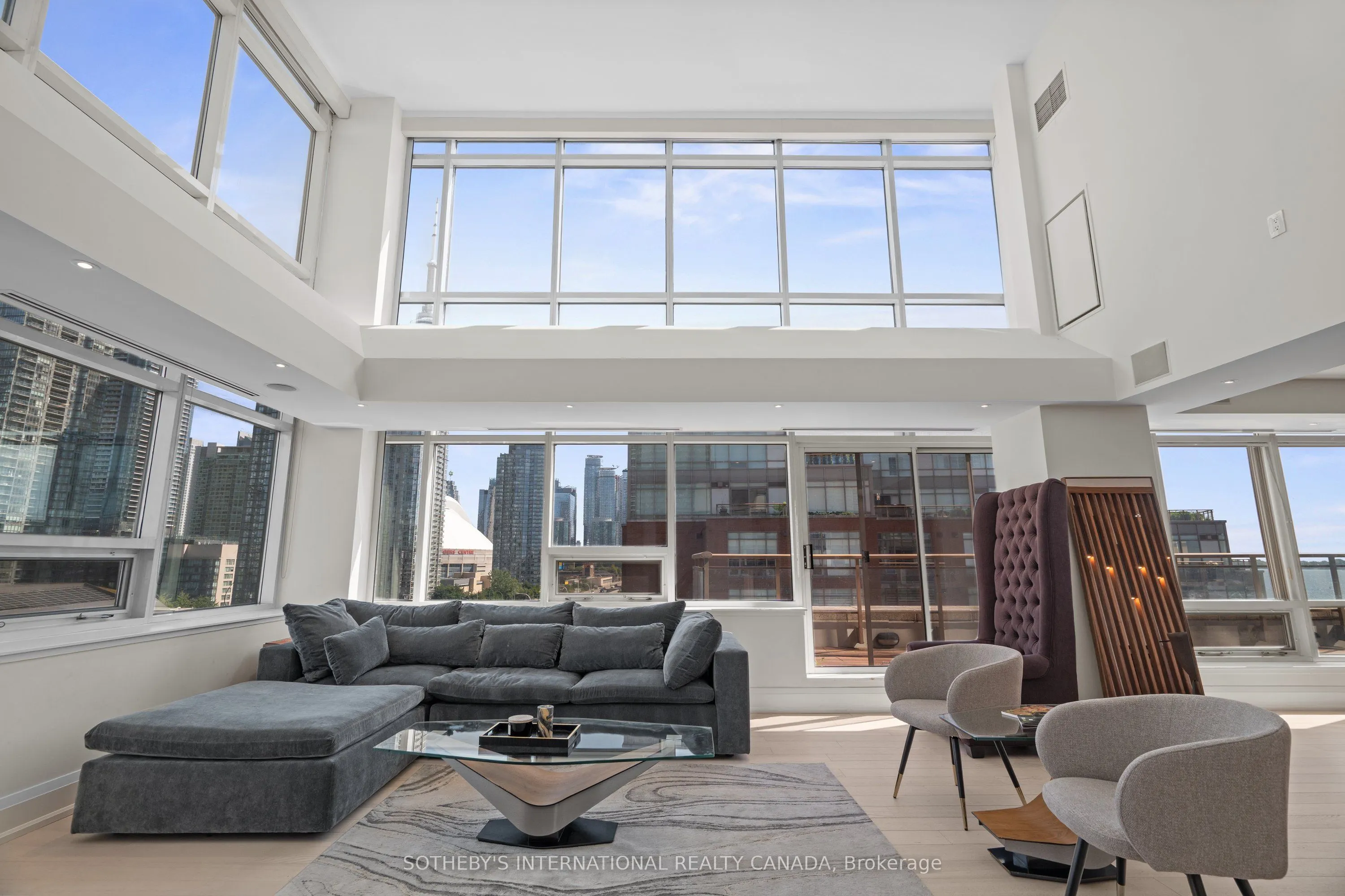 500 Queens Quay, #PH 1005W