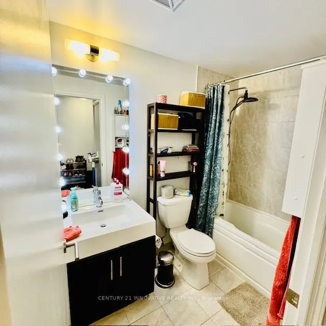 160 Vanderhoof Avenue, #811