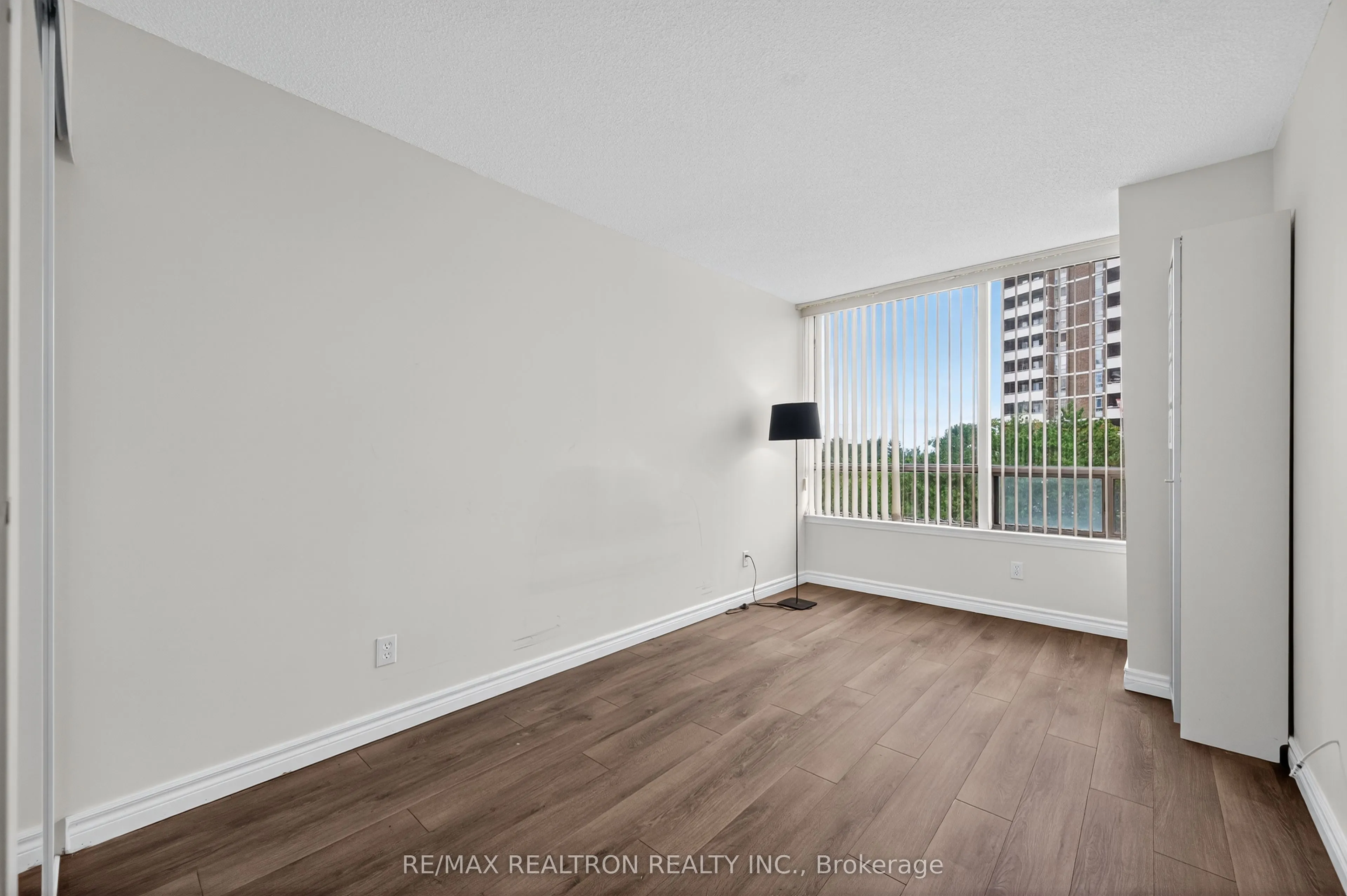 1101 Steeles Avenue W, #602