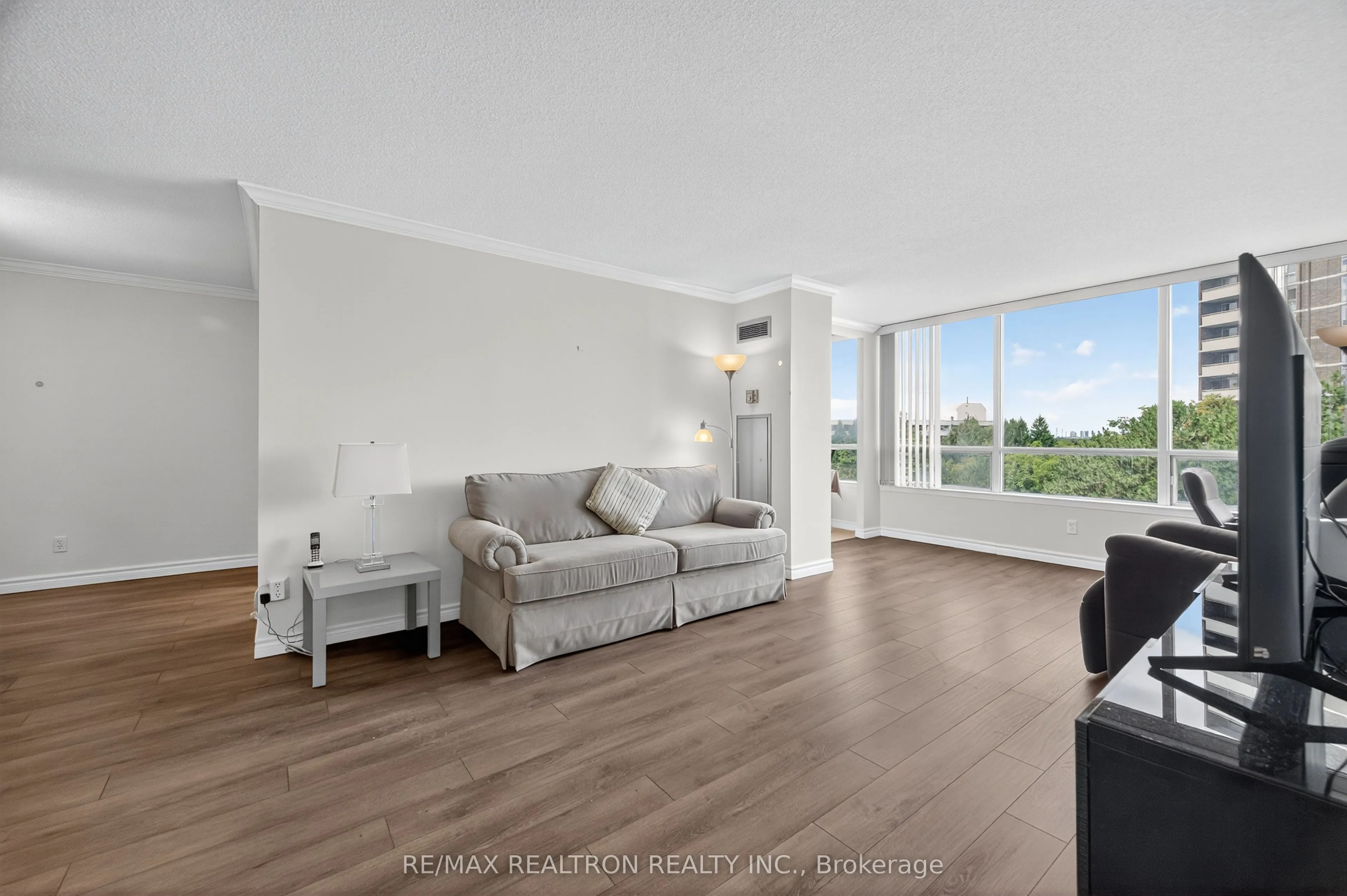 1101 Steeles Avenue W, #602
