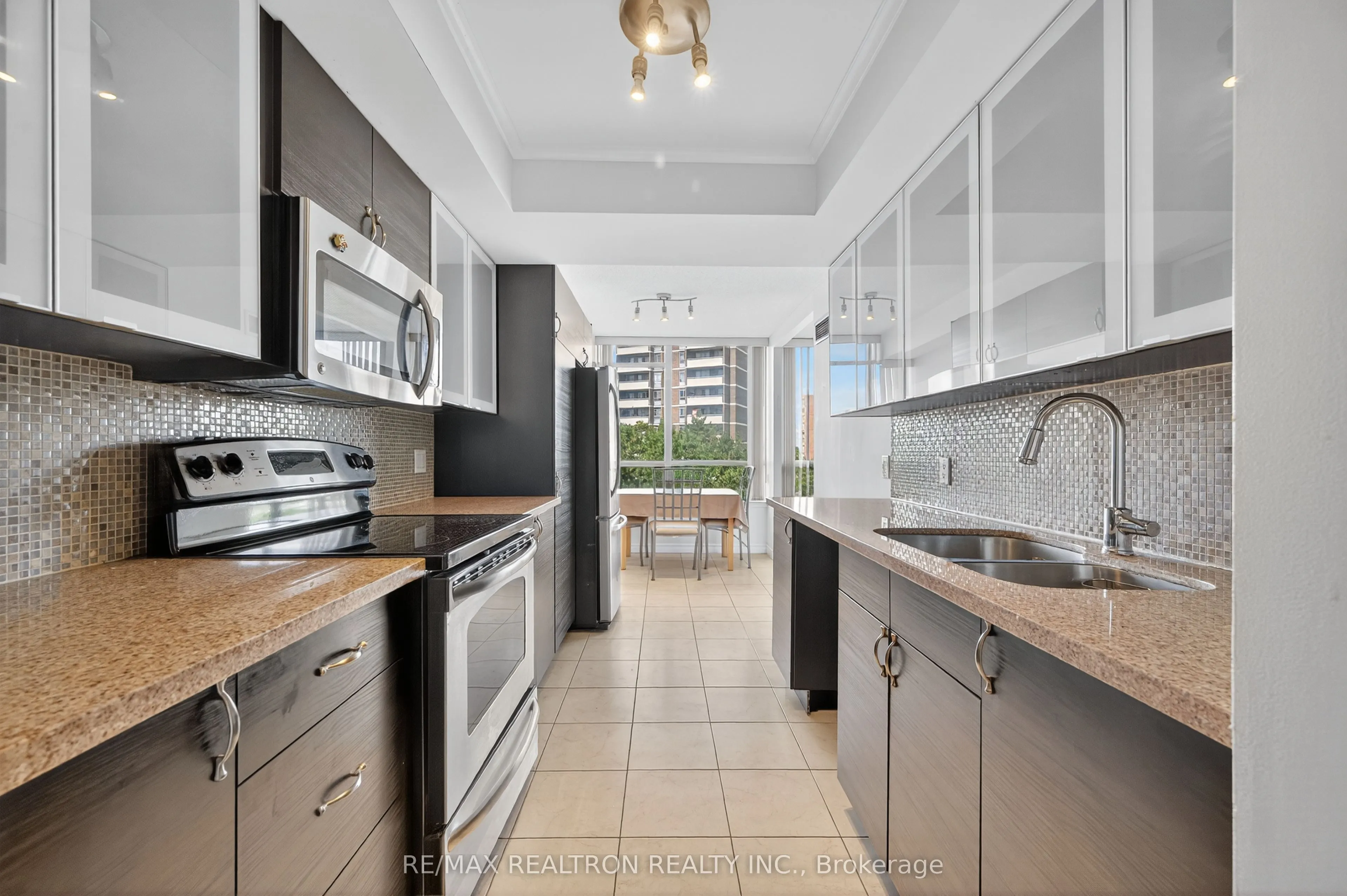 1101 Steeles Avenue W, #602