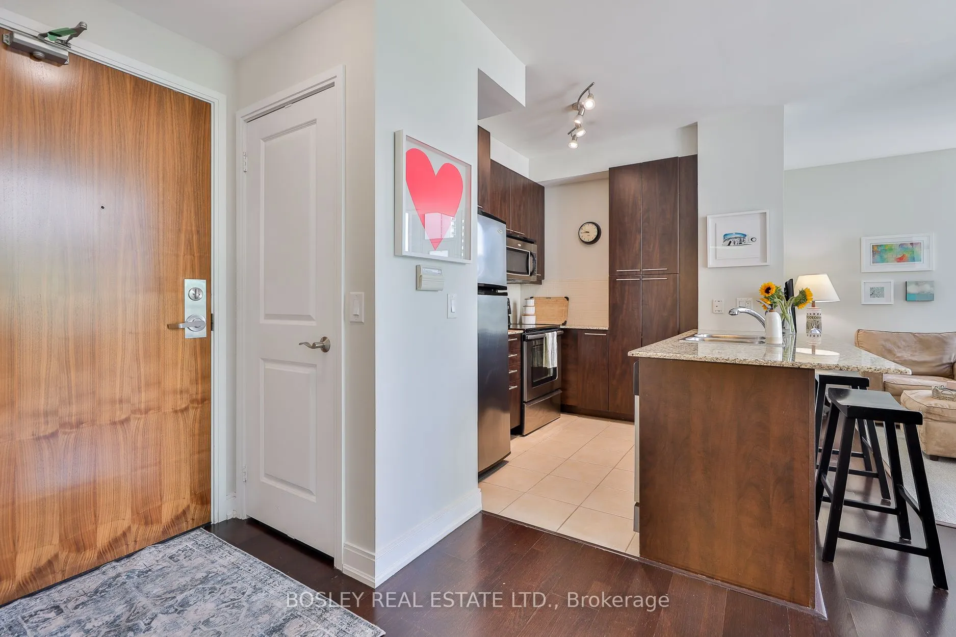 88 Broadway Avenue, #318