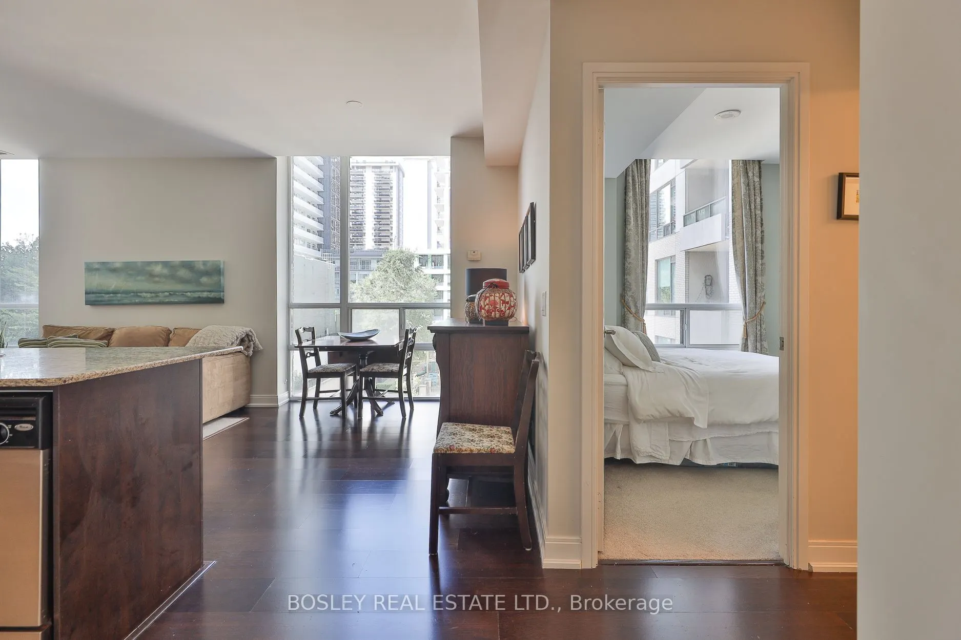 88 Broadway Avenue, #318