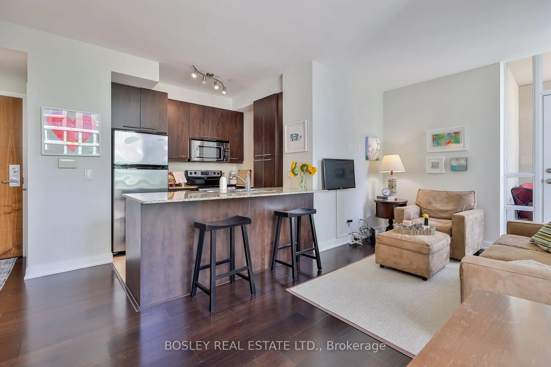 88 Broadway Avenue, #318