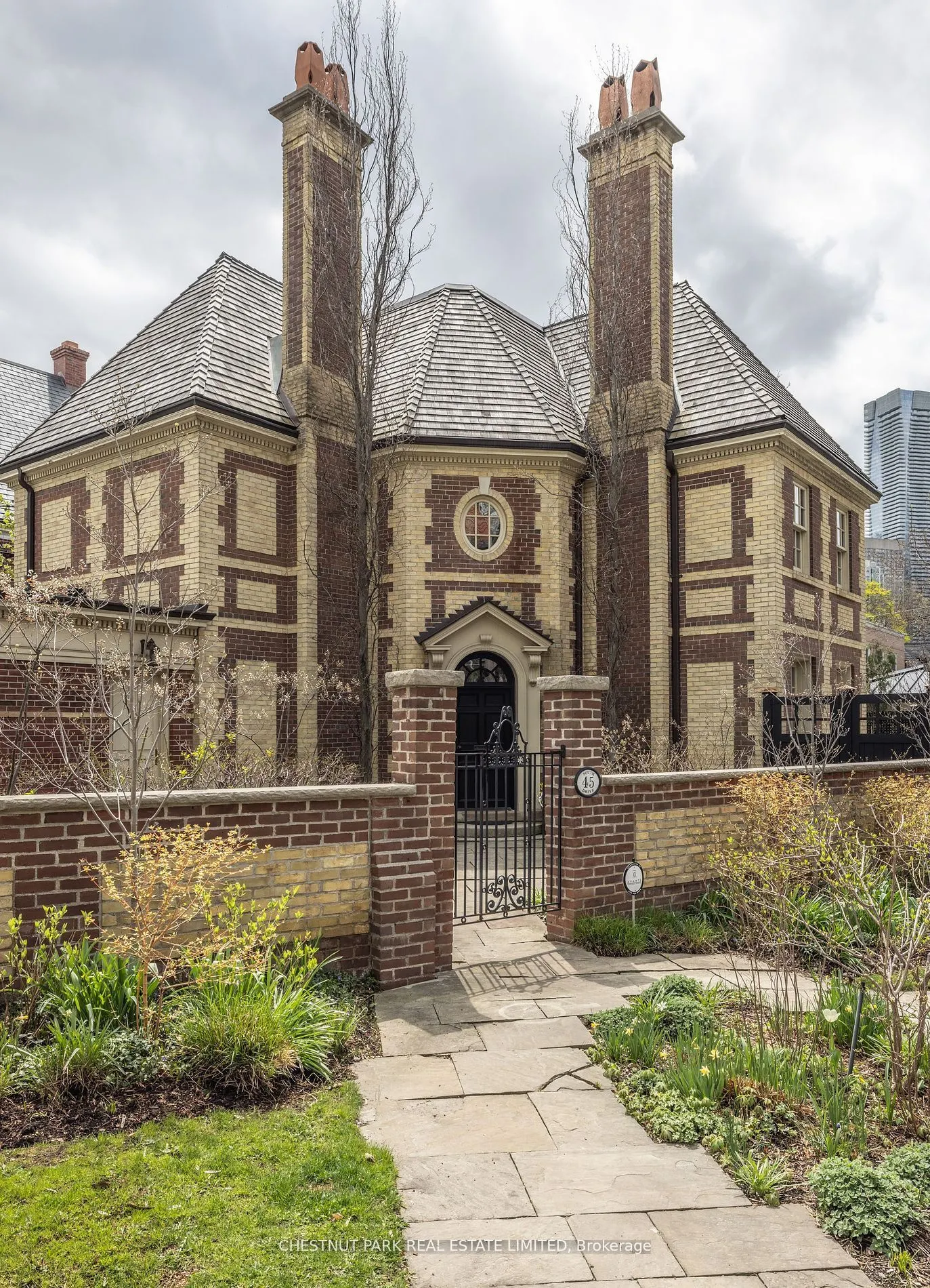 45 South Drive