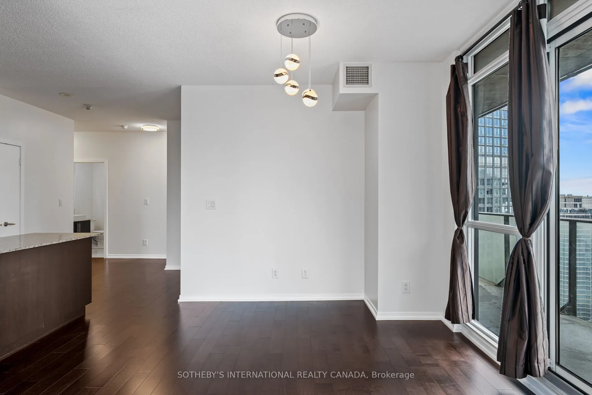 55 Bremner Boulevard, #2701