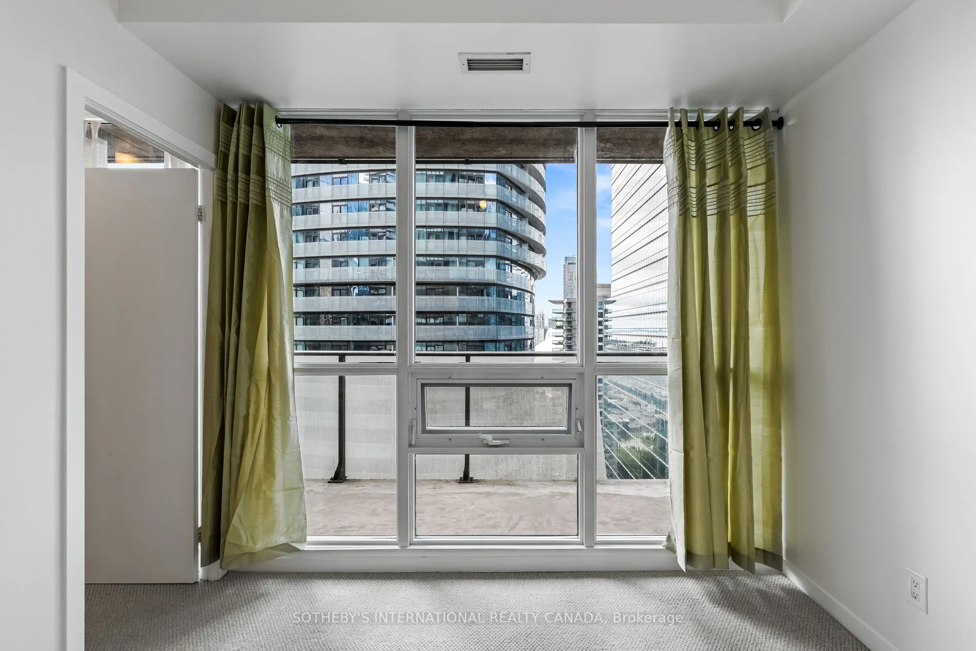 55 Bremner Boulevard, #2701