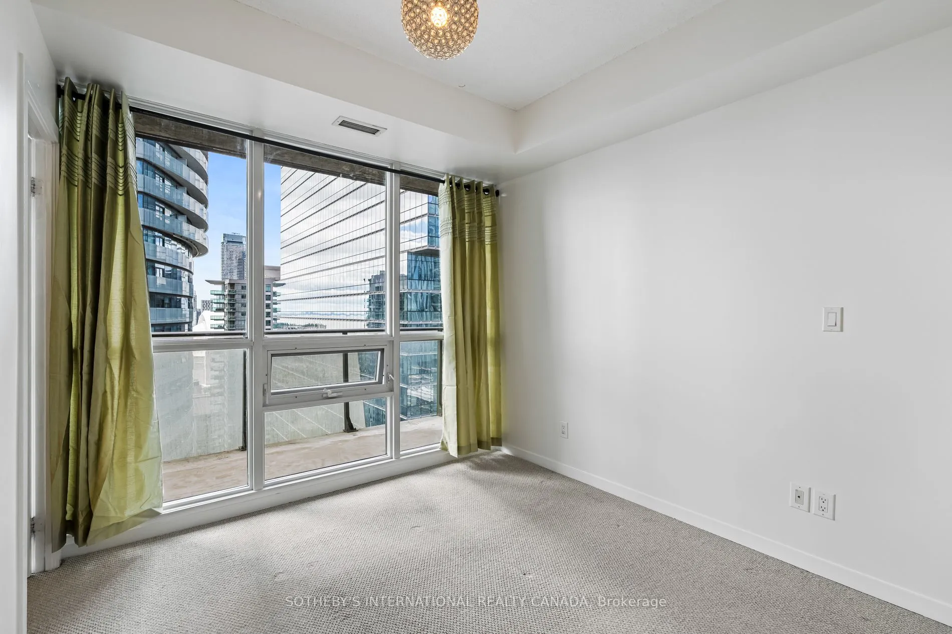 55 Bremner Boulevard, #2701