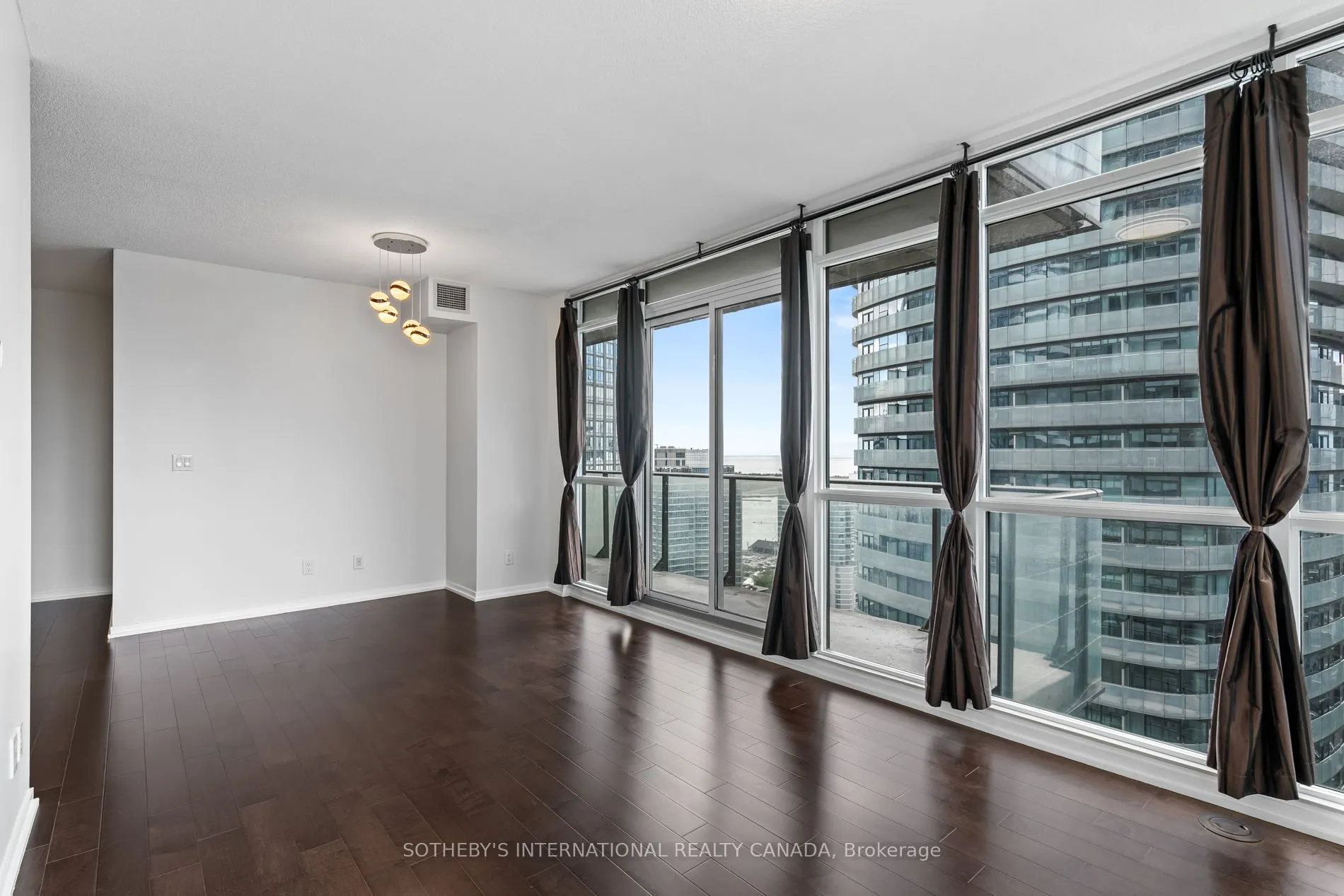 55 Bremner Boulevard, #2701