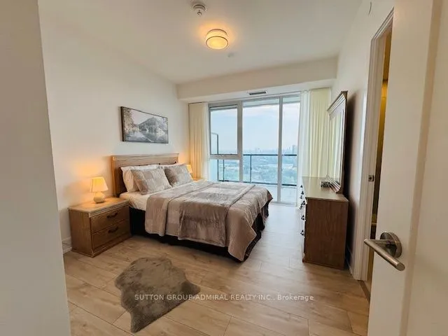 10 Inn On The Park Drive, #2904