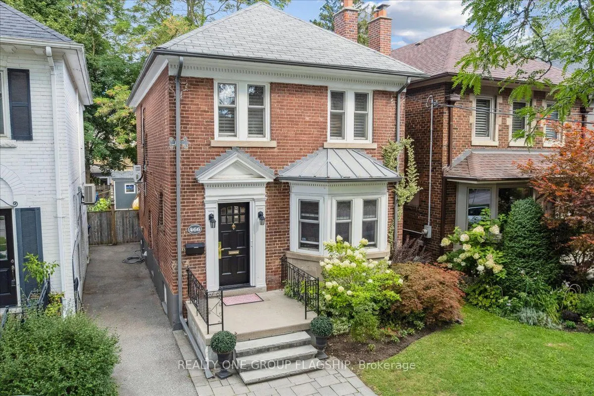 466 St Clements Avenue