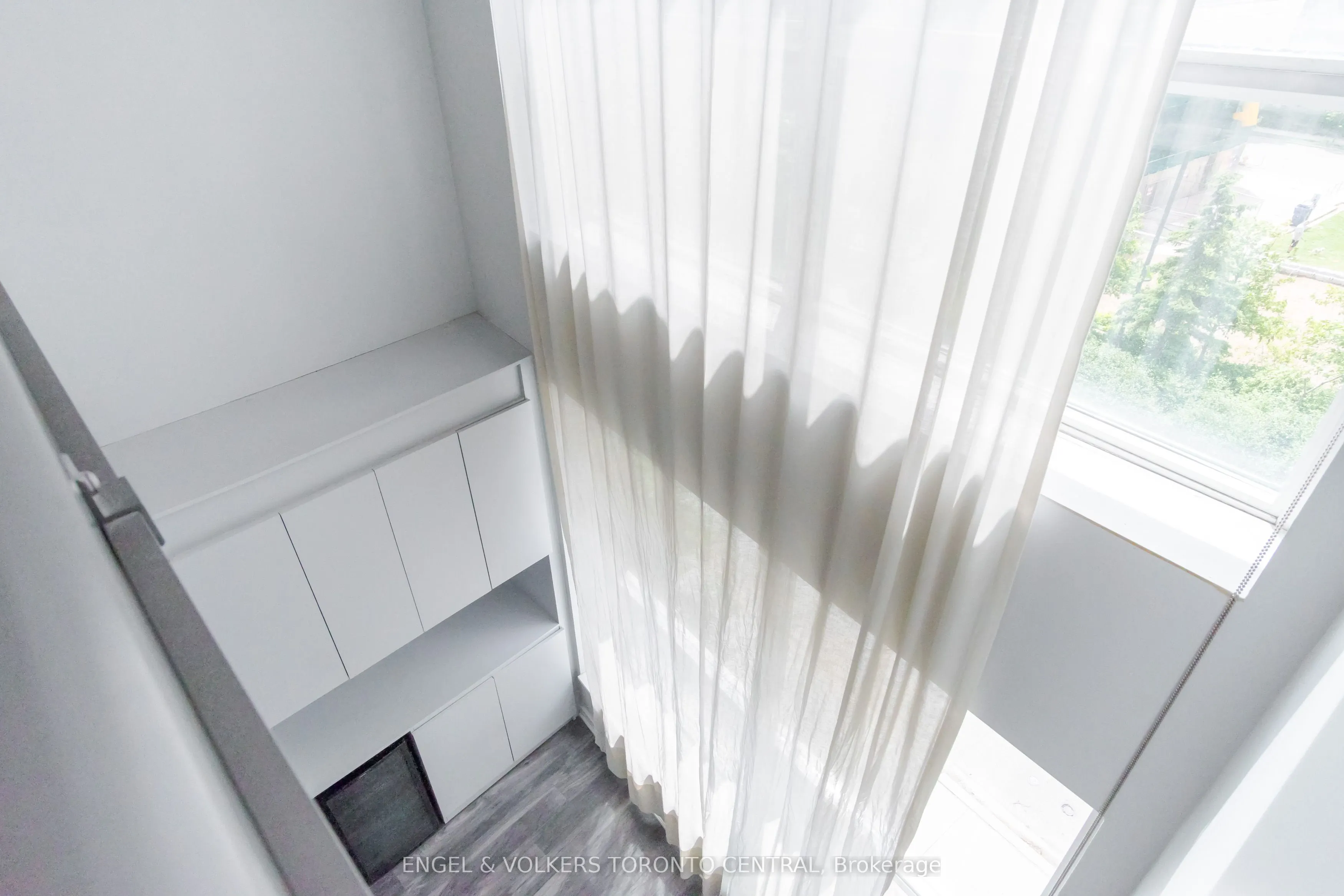 50 Lynn Williams Street, #206