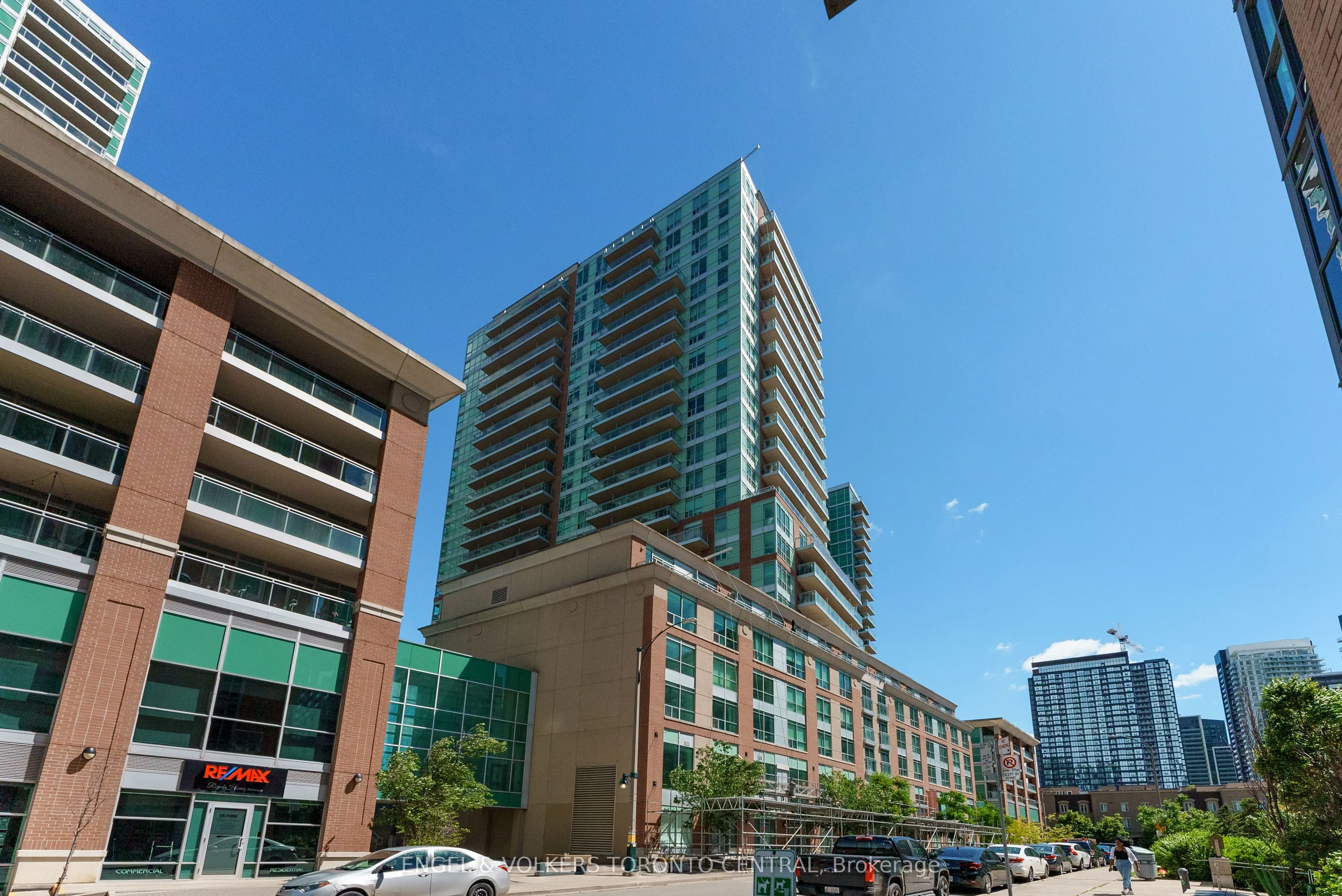 50 Lynn Williams Street, #206