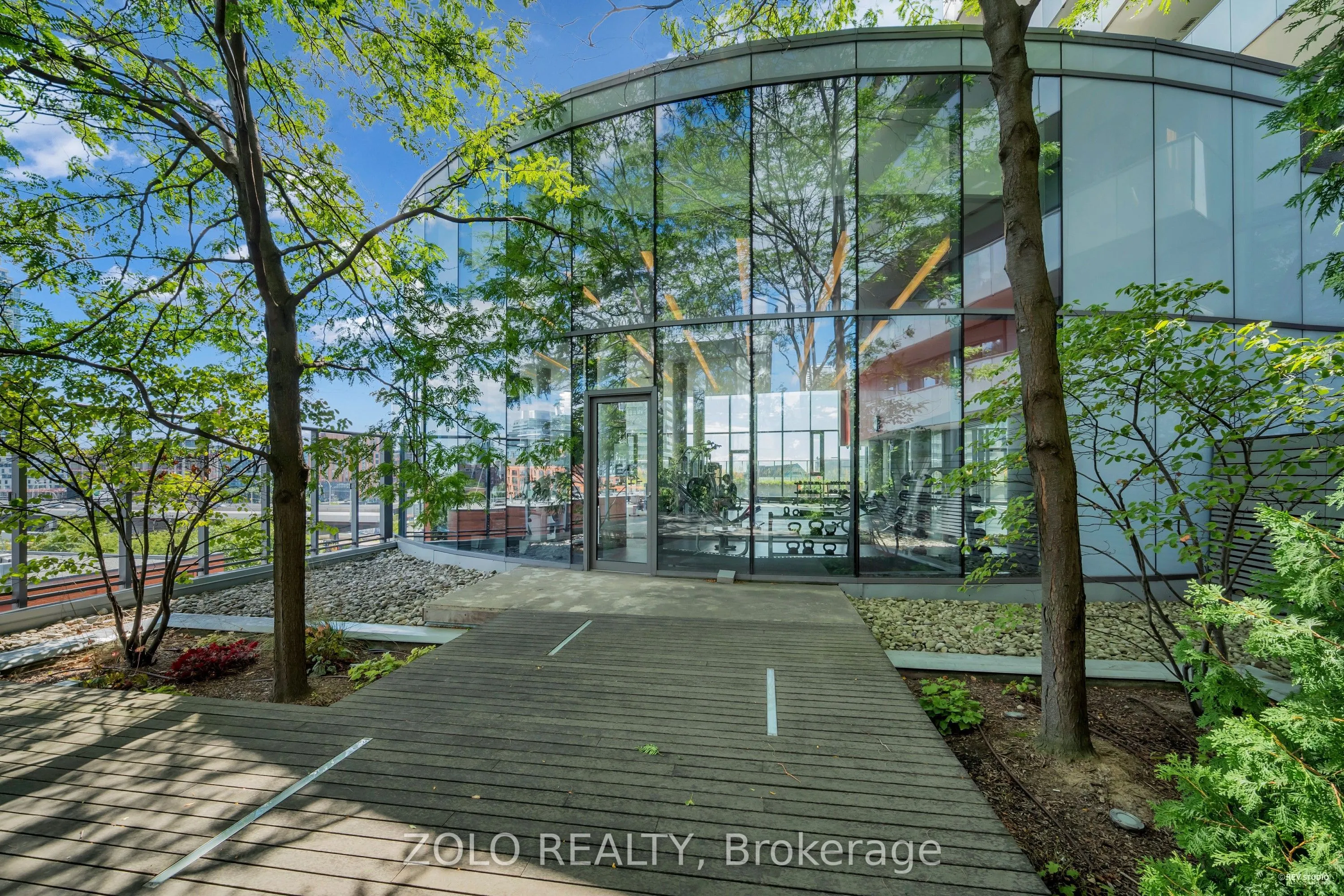 1 Market Street, #2412