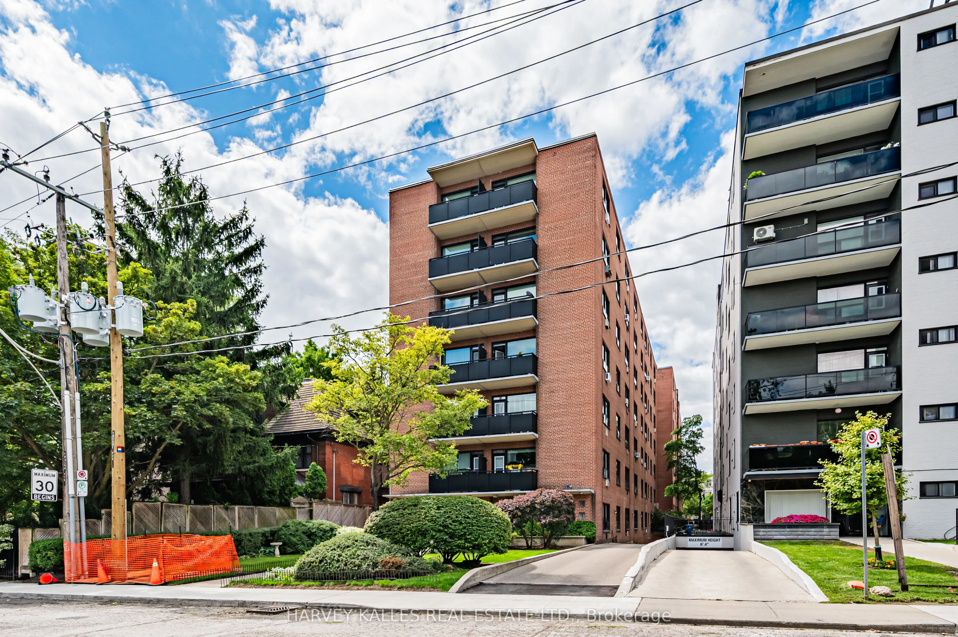78 Warren Road, #706