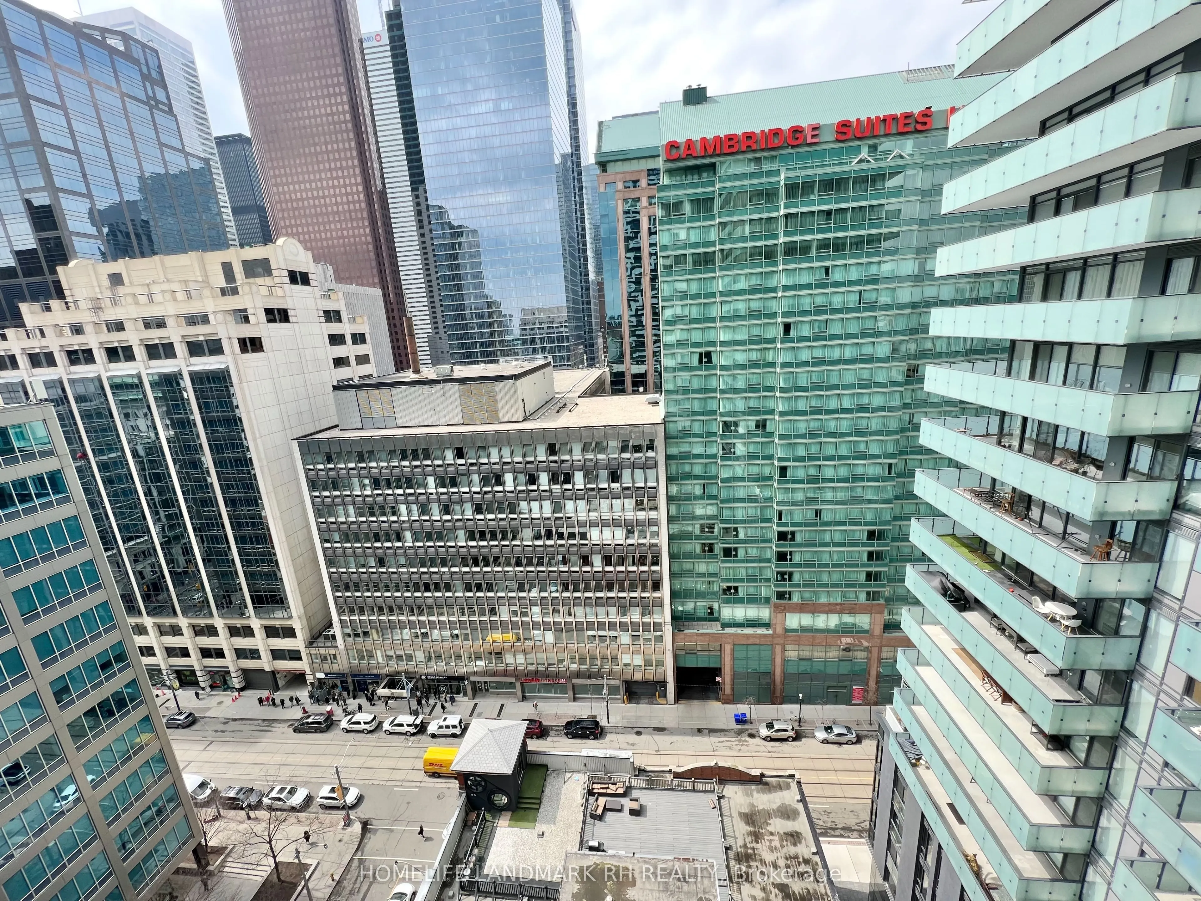 25 Richmond Street E, #1506