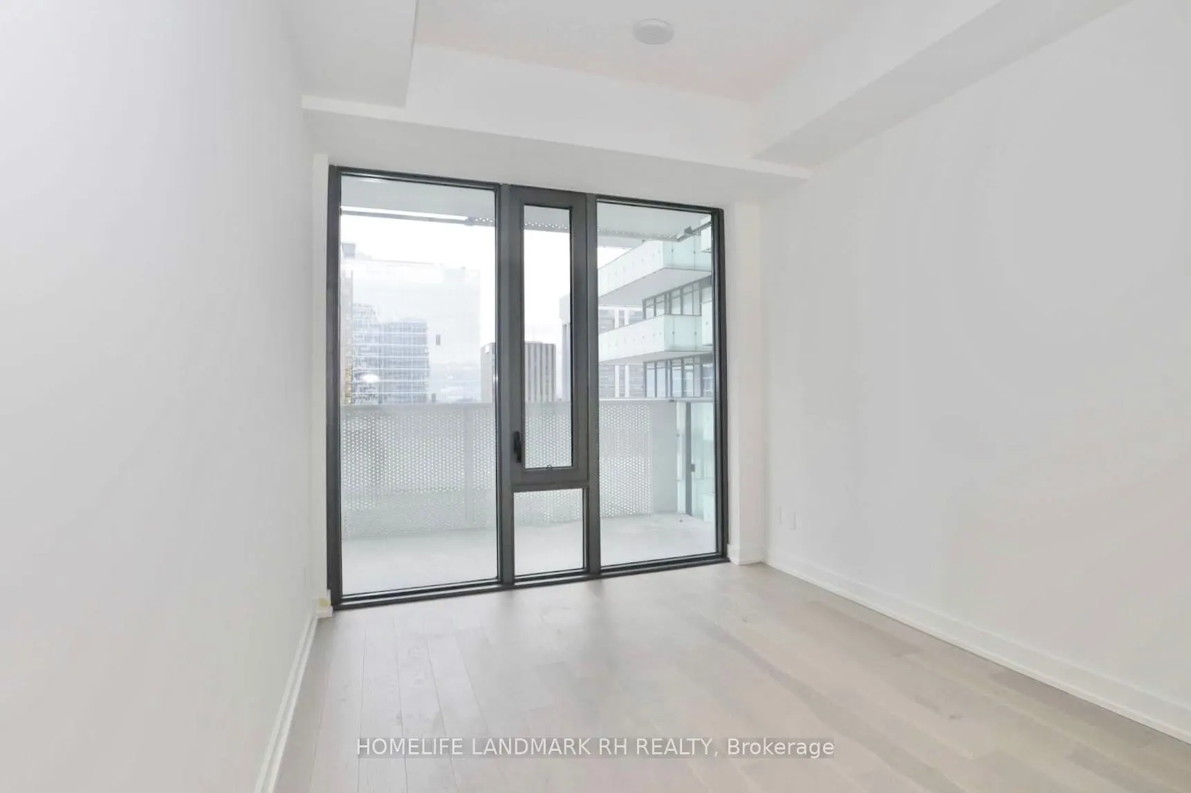 25 Richmond Street E, #1506