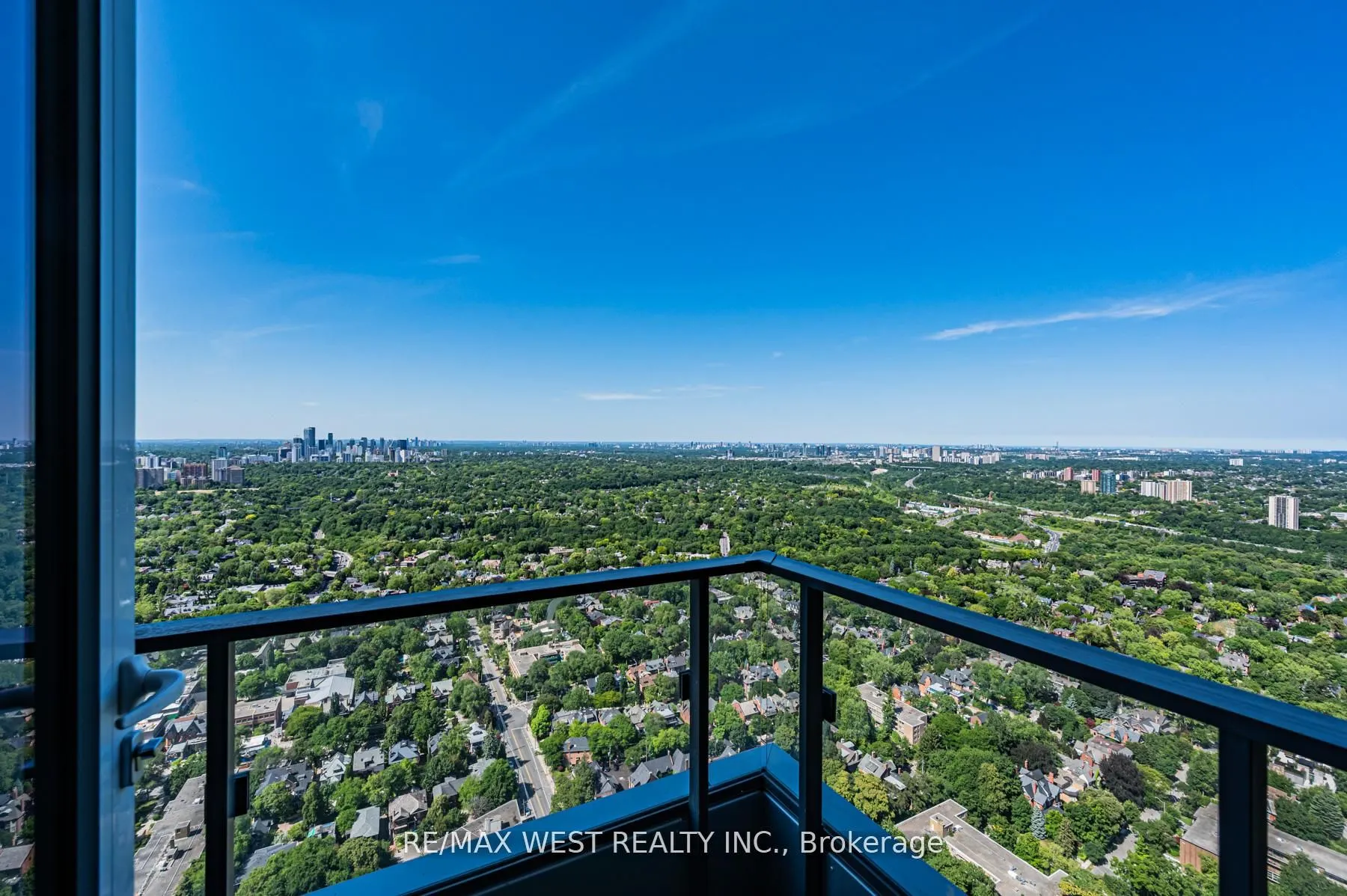 395 Bloor Street E, #5206