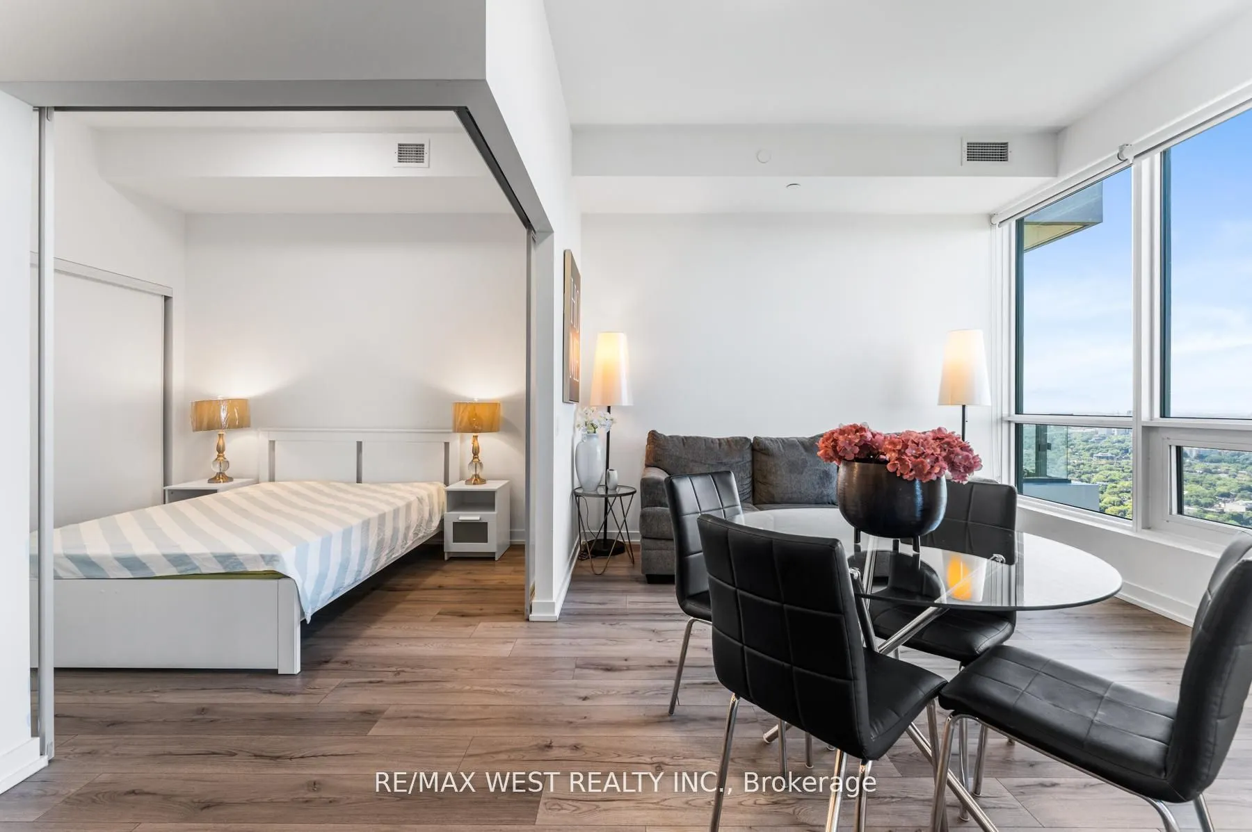 395 Bloor Street E, #5206
