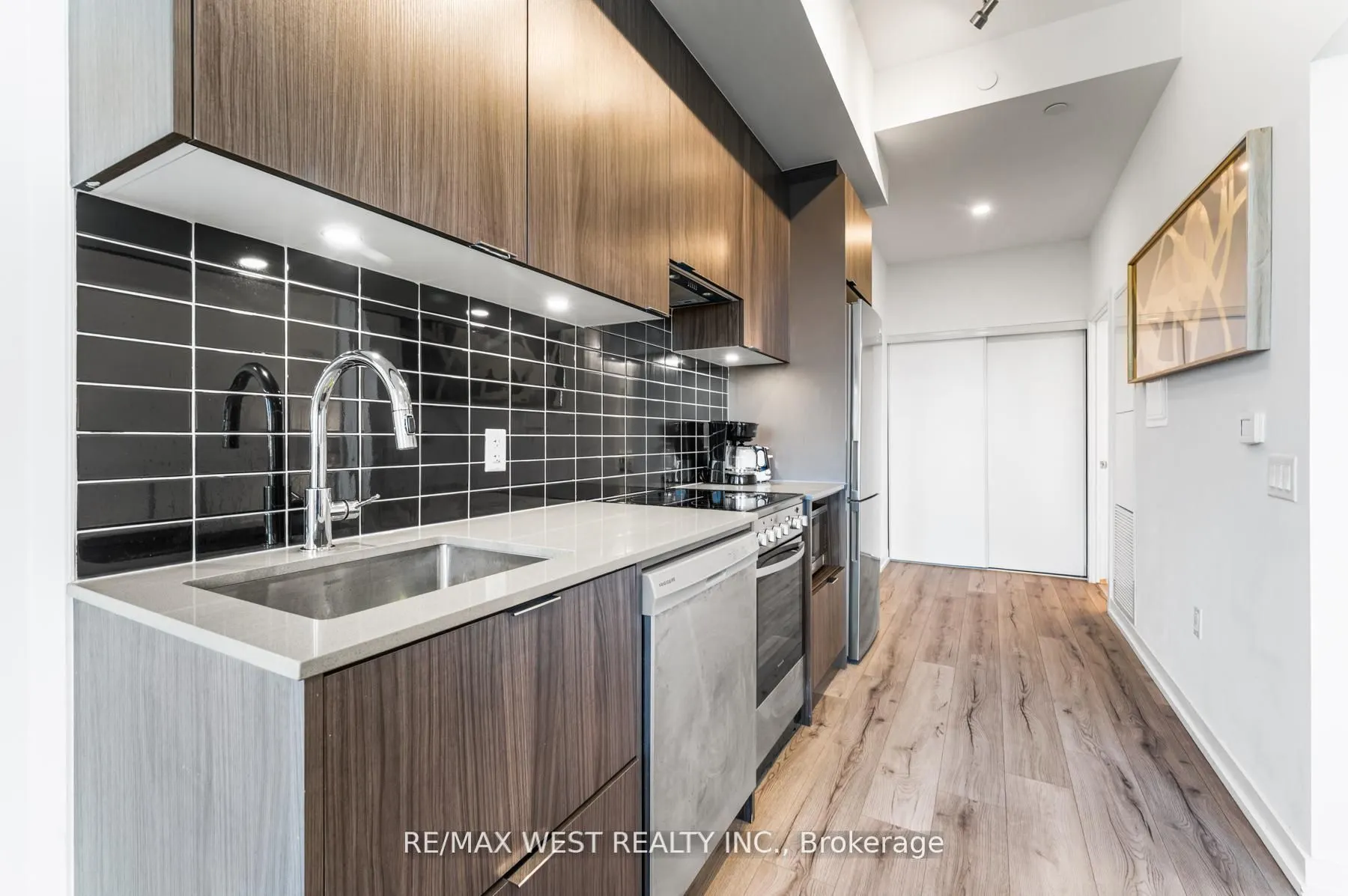 395 Bloor Street E, #5206