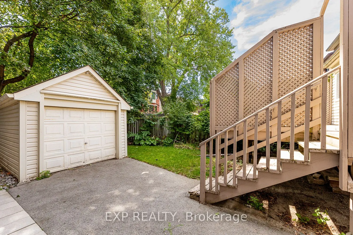 33 Brookdale Avenue