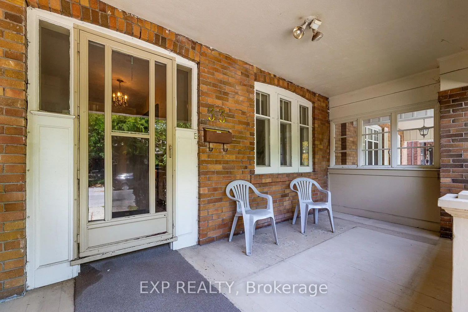 33 Brookdale Avenue