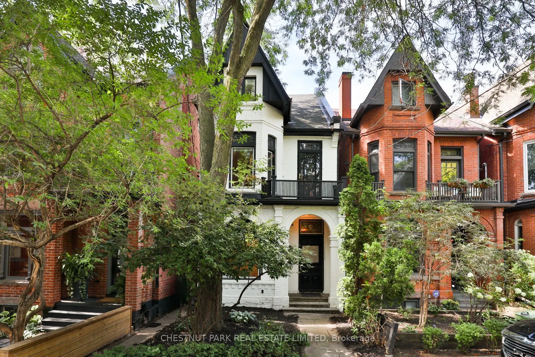 7 Mackenzie Crescent