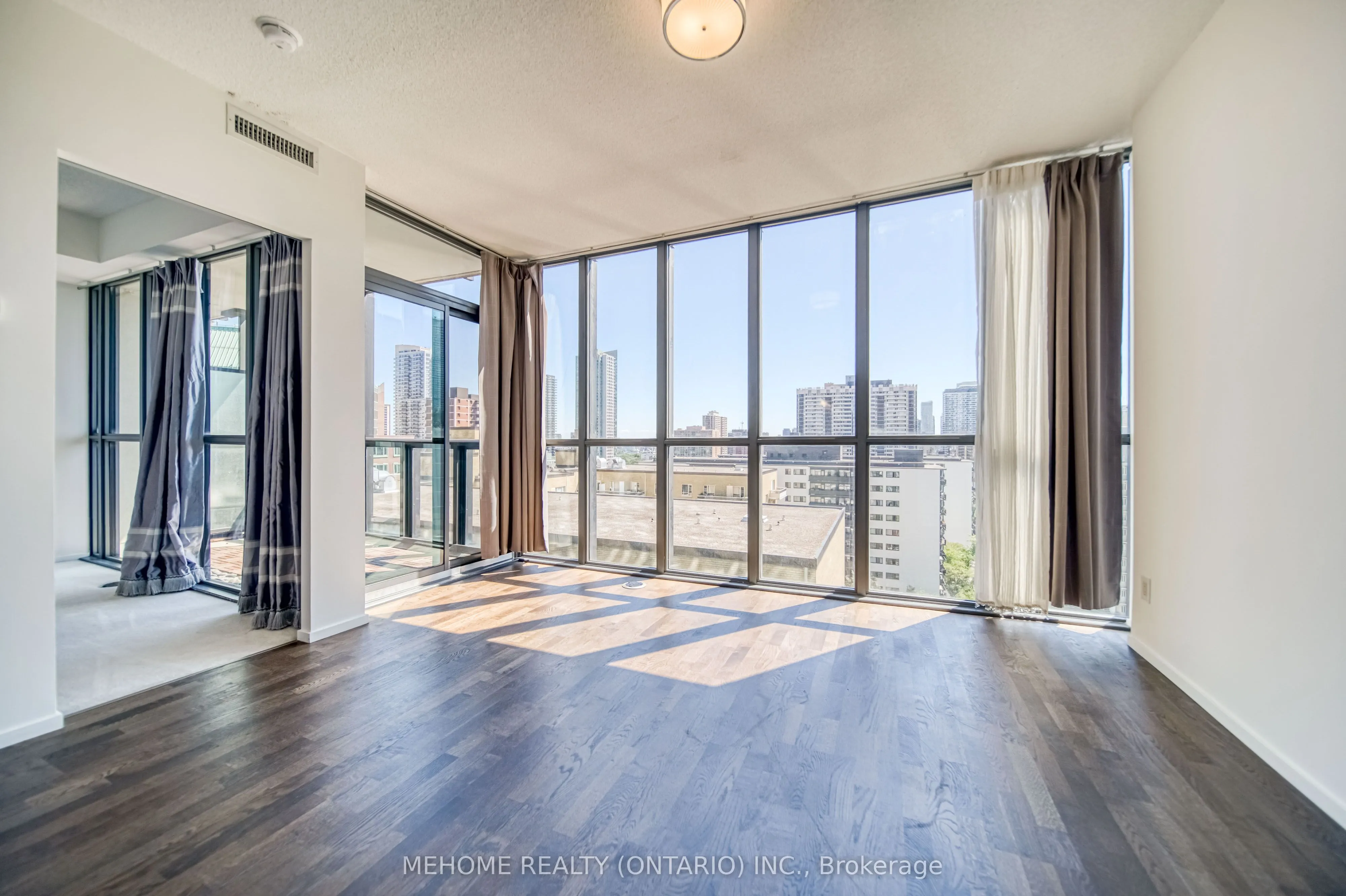 101 Charles Street E, #1103